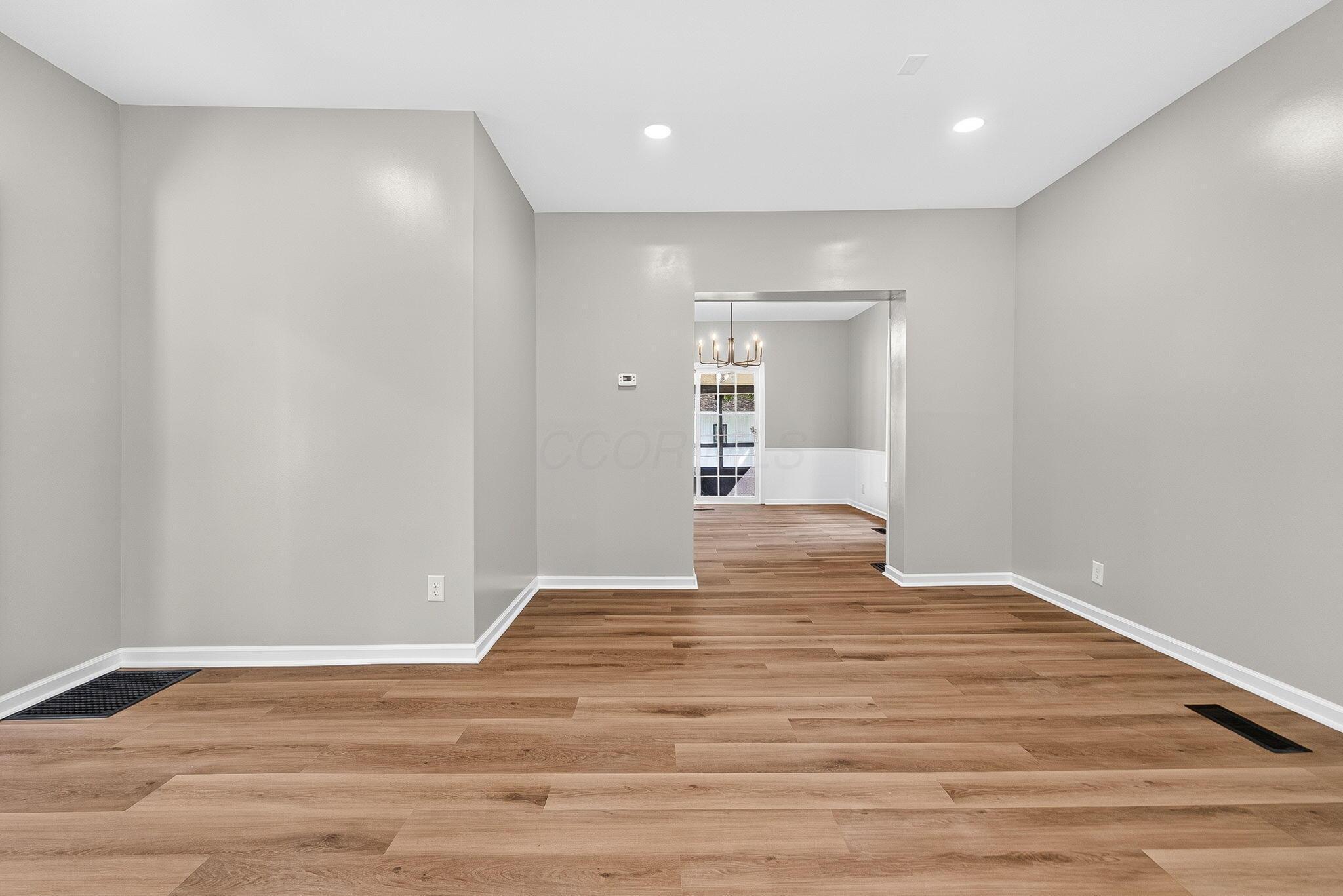 354 Franklin Street Property Photo 12