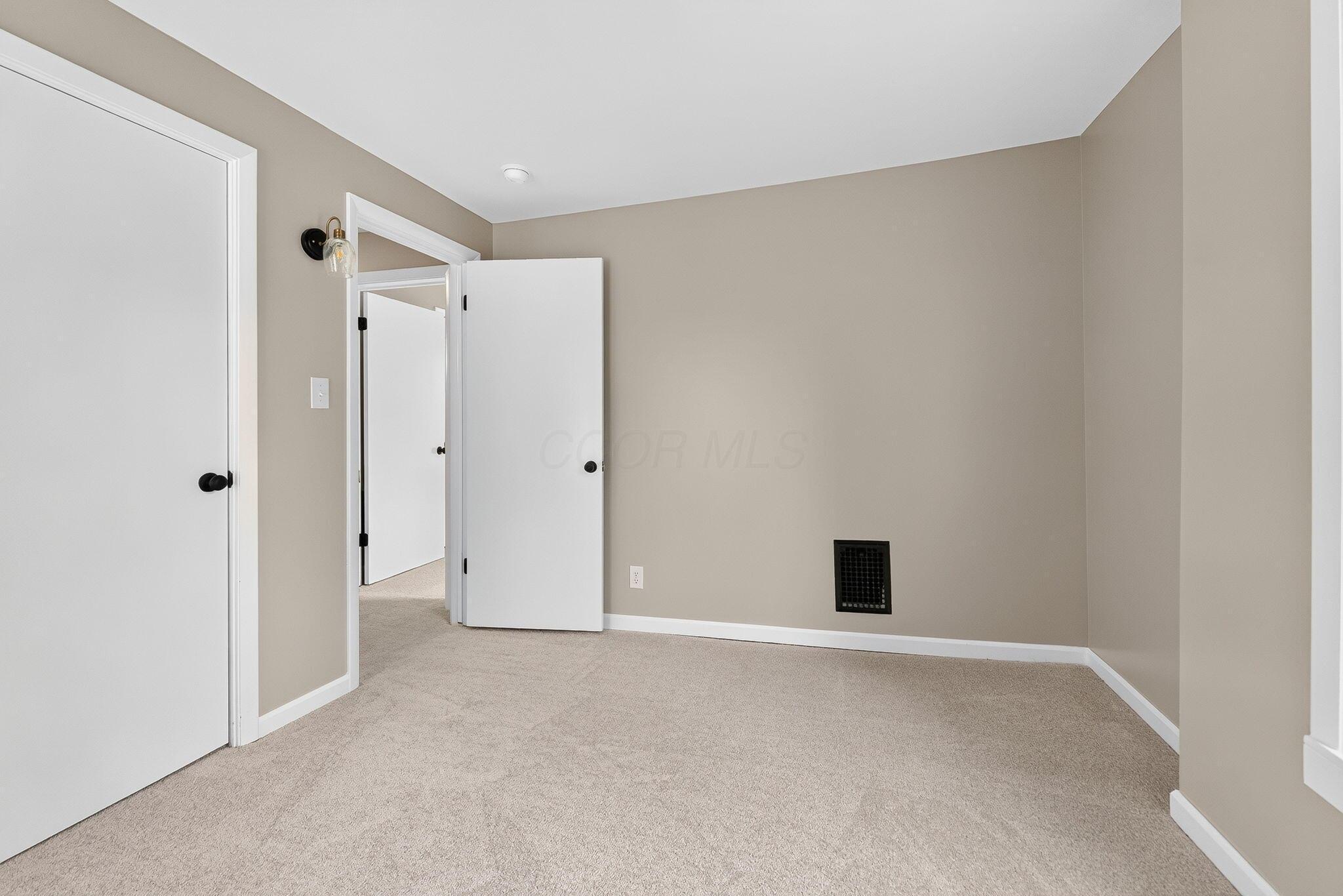 354 Franklin Street Property Photo 34