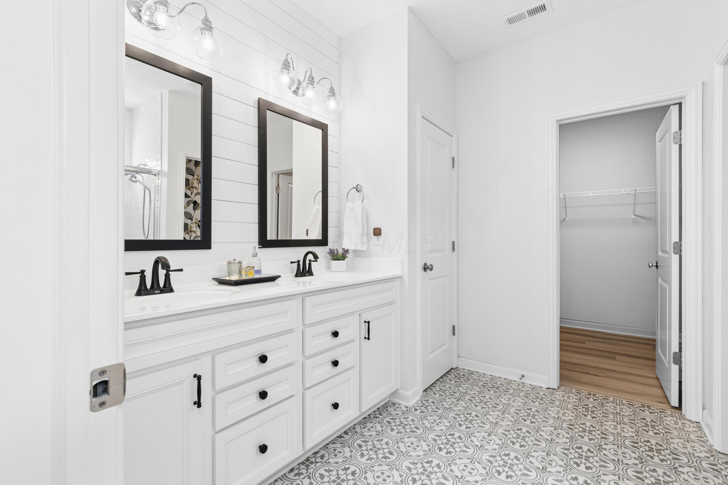 385 Sweet Run Circle E Property Photo 19