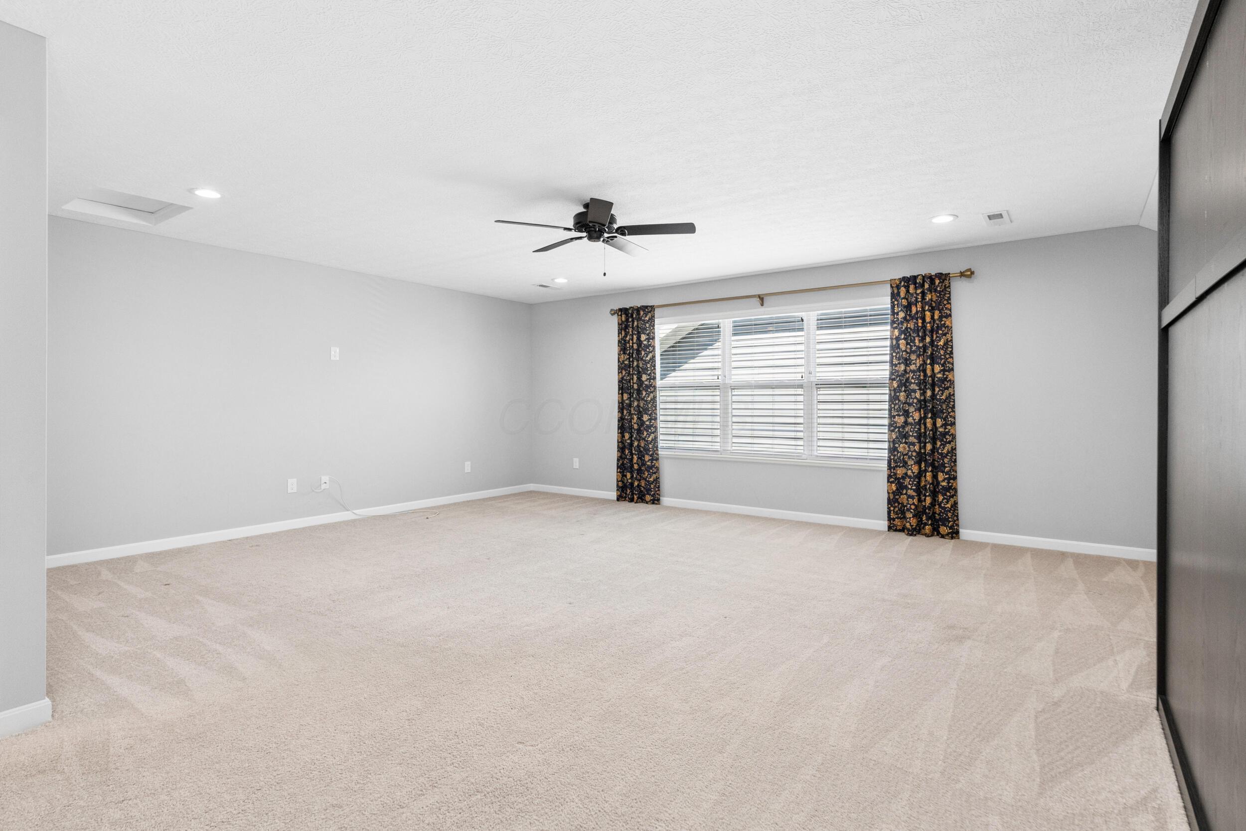 385 Sweet Run Circle E Property Photo 28