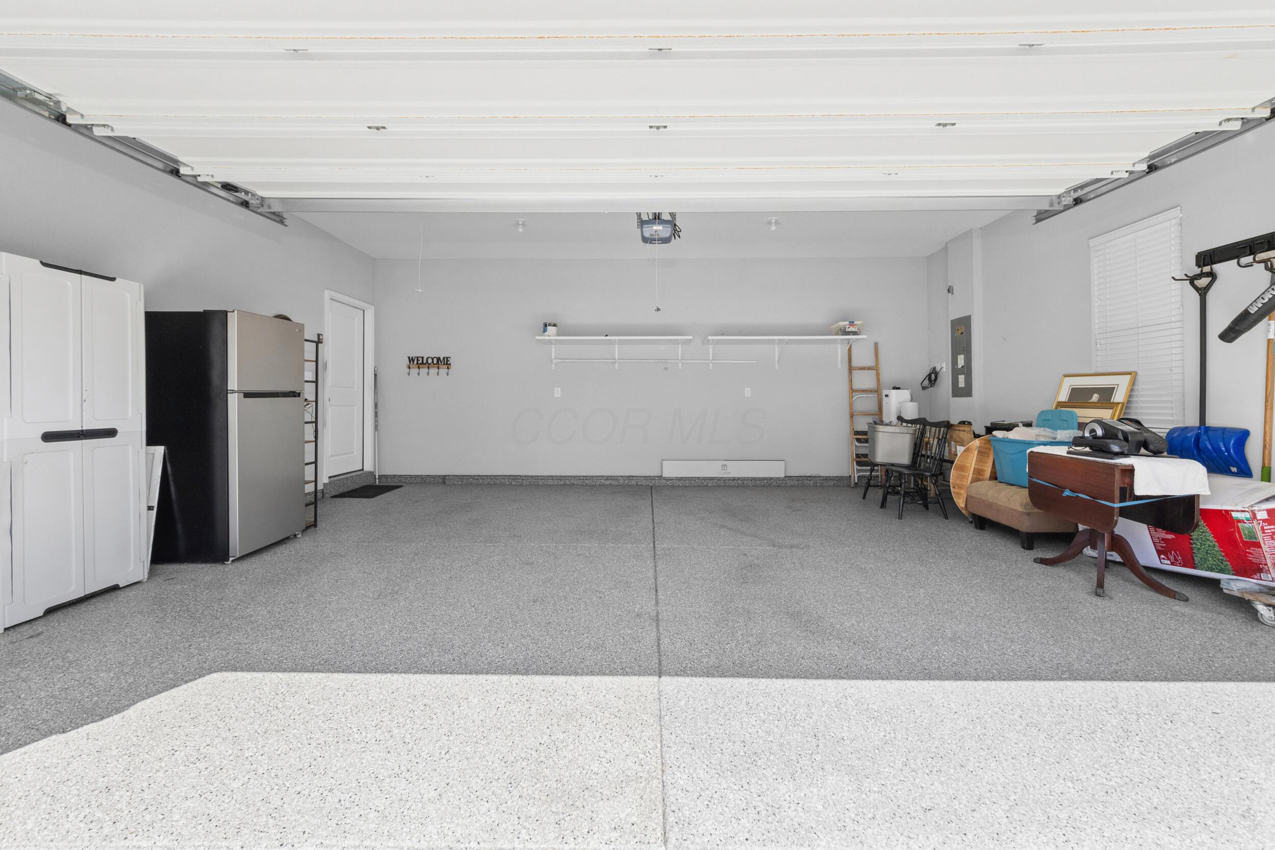 385 Sweet Run Circle E Property Photo 32