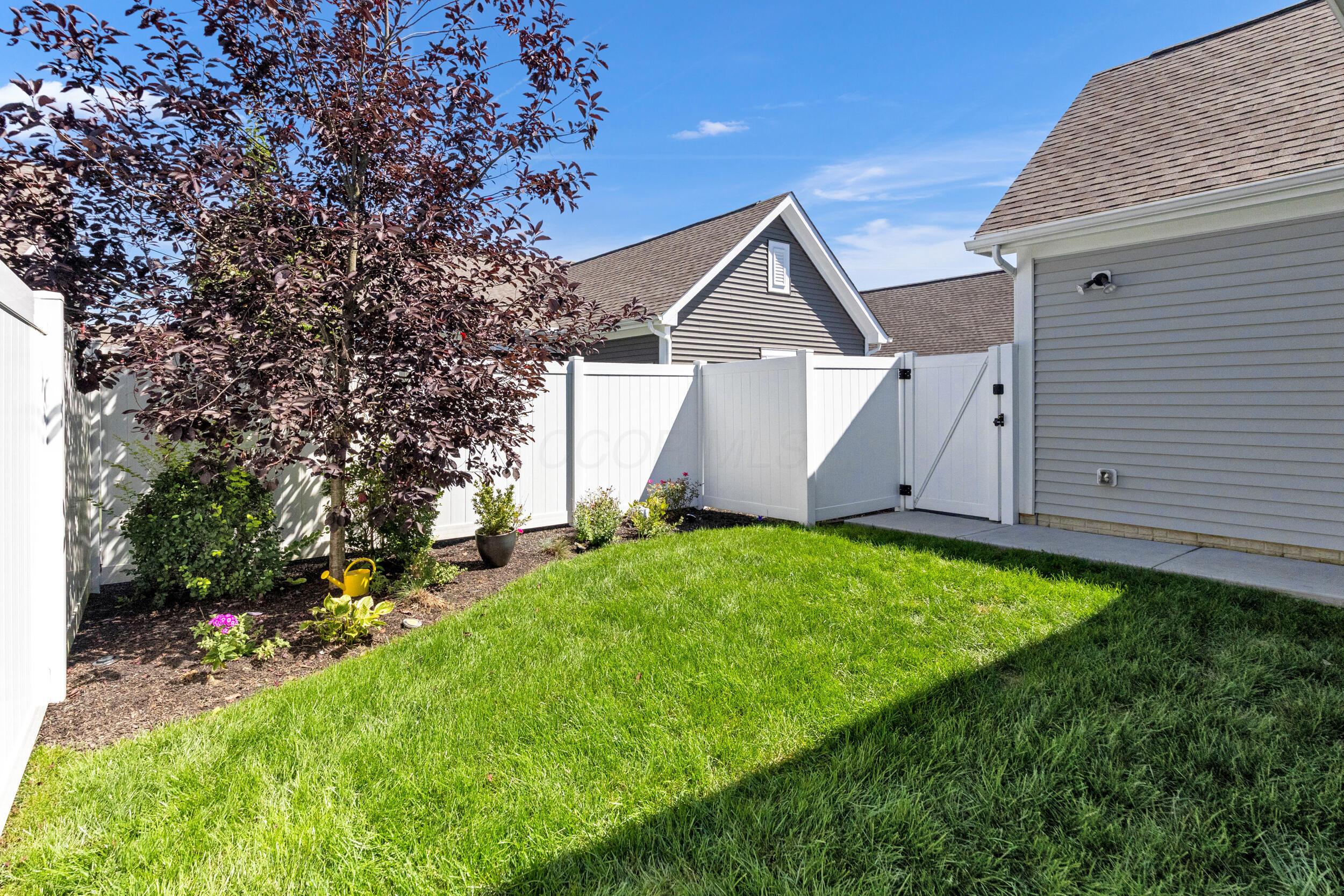 385 Sweet Run Circle E Property Photo 37