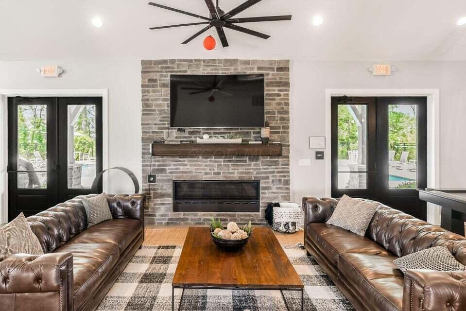 385 Sweet Run Circle E Property Photo 45