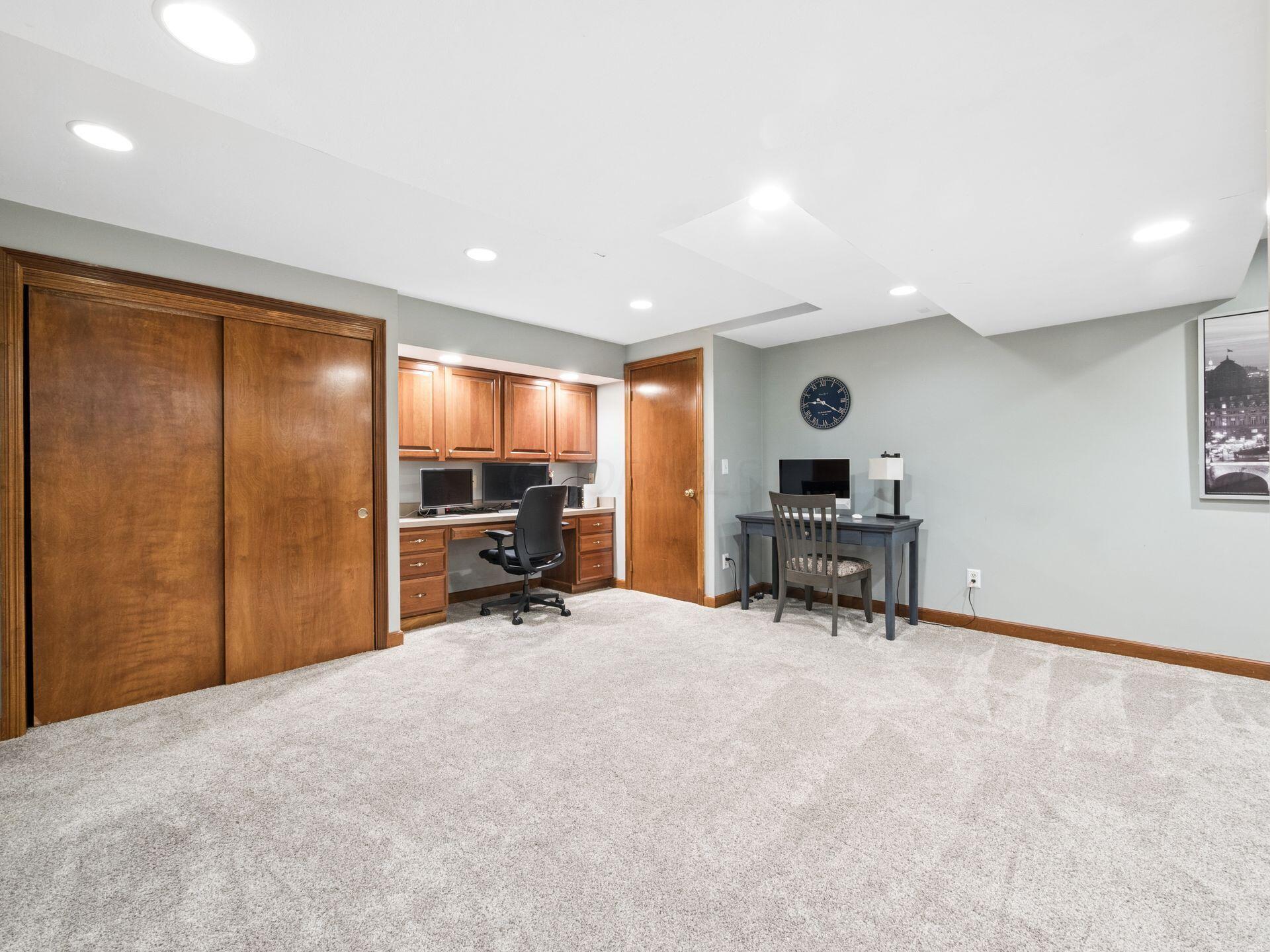 4154 Goldthread Court Property Photo 47