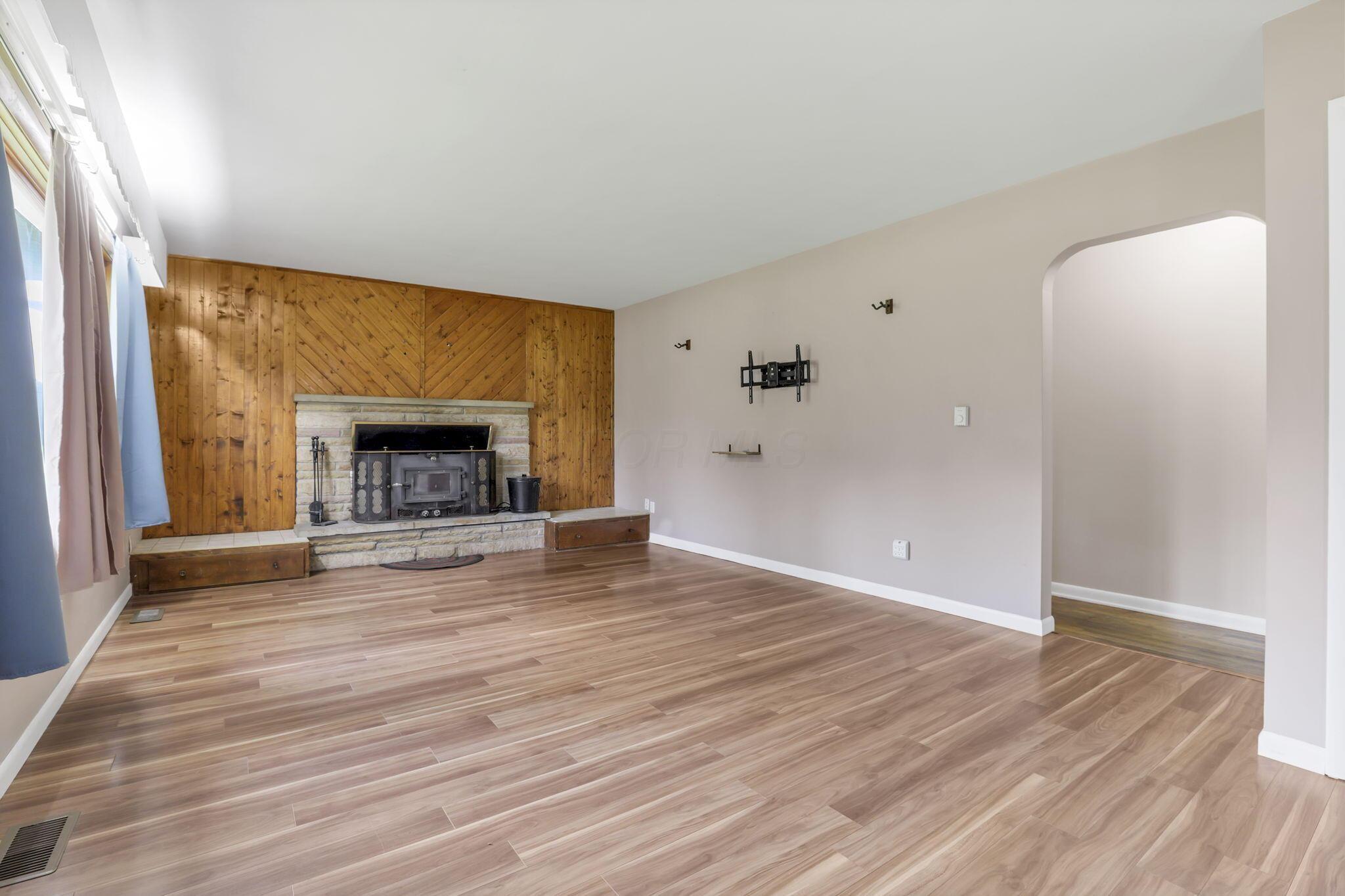 6860 State Route 229 Property Photo 4