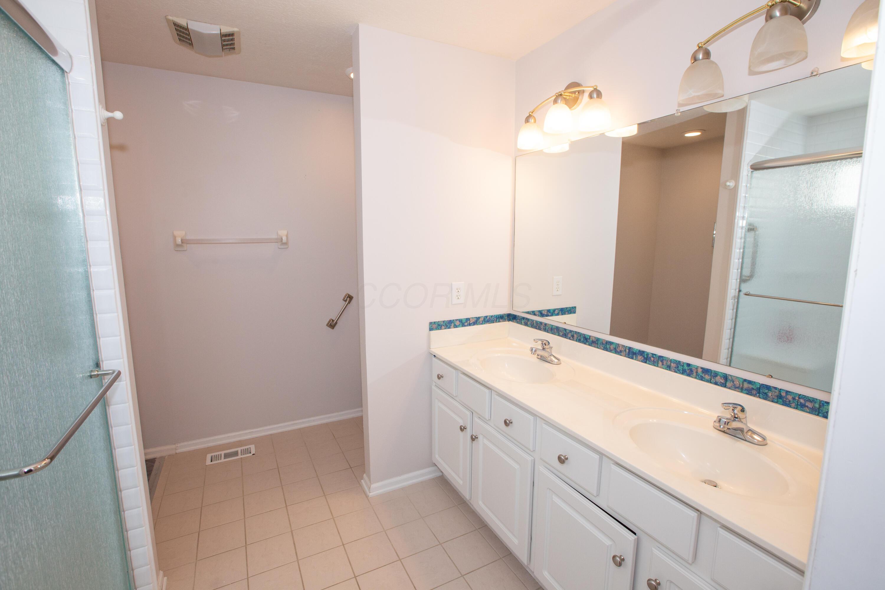461 Buckstone Place Property Photo 37