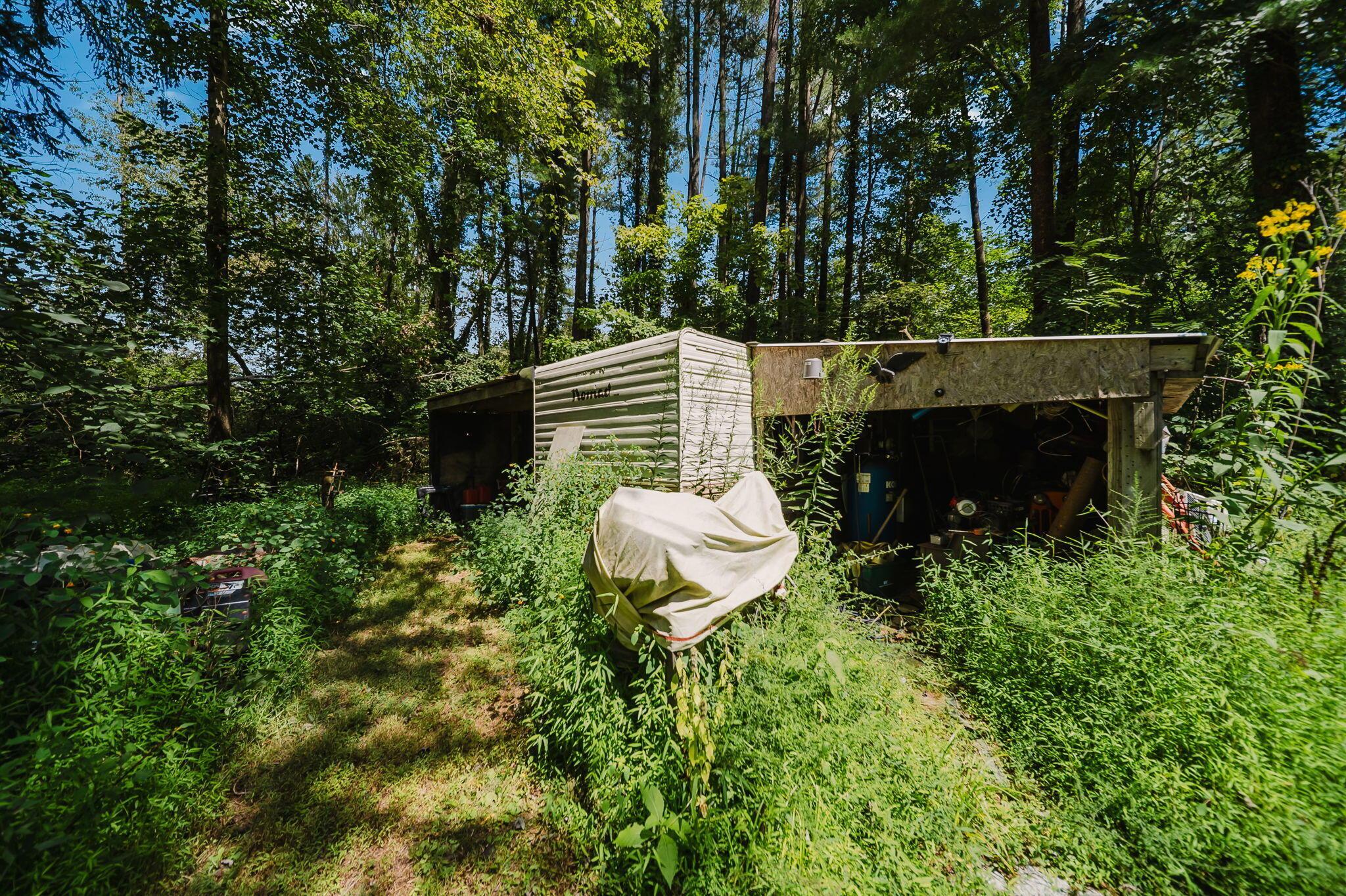 226032789 Property Photo 9