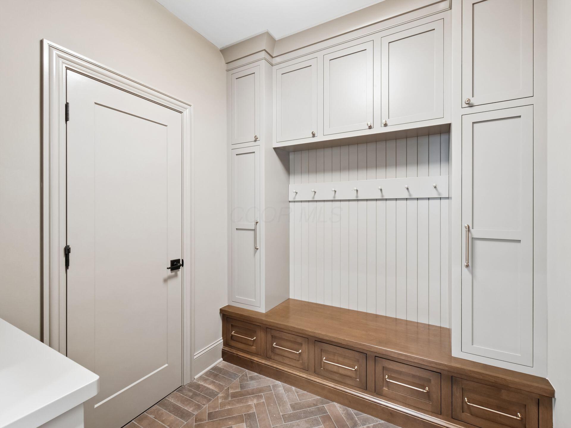 2208 Shoreham Road Property Photo 37