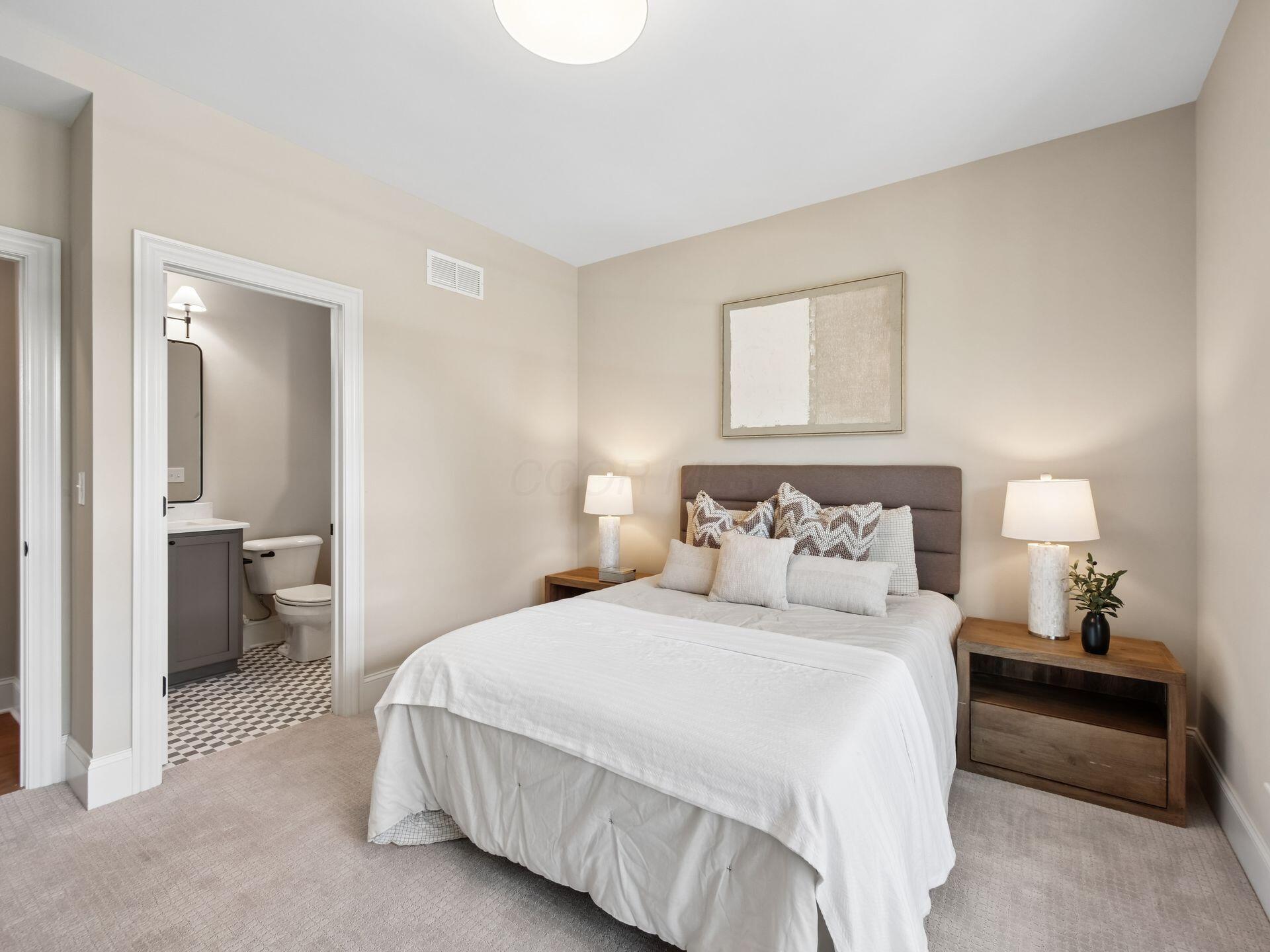 2208 Shoreham Road Property Photo 40