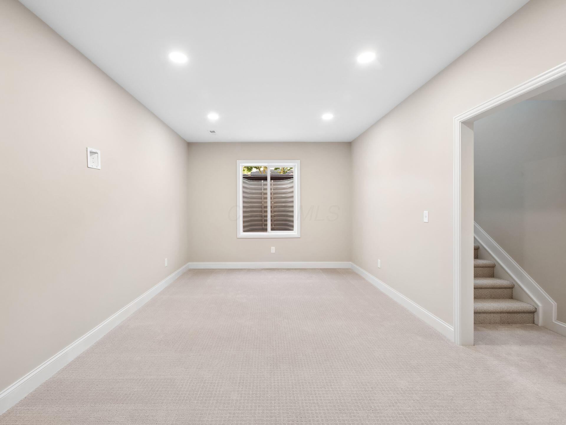 2208 Shoreham Road Property Photo 75