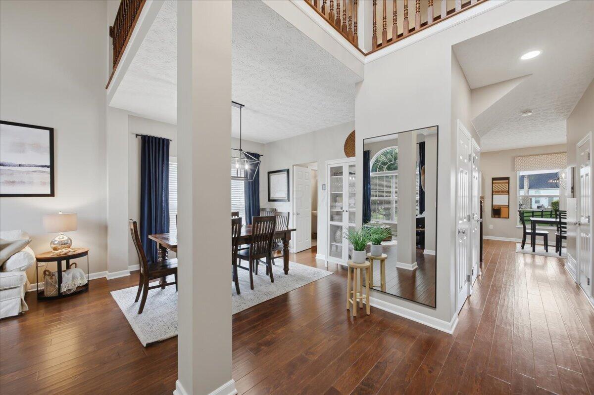 5262 Willow Valley Way Property Photo 12