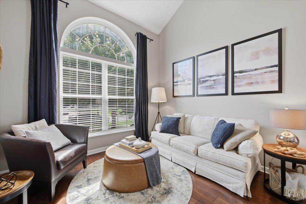 5262 Willow Valley Way Property Photo 13