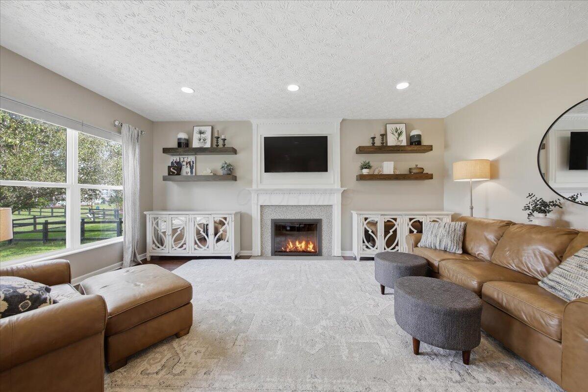 5262 Willow Valley Way Property Photo 28