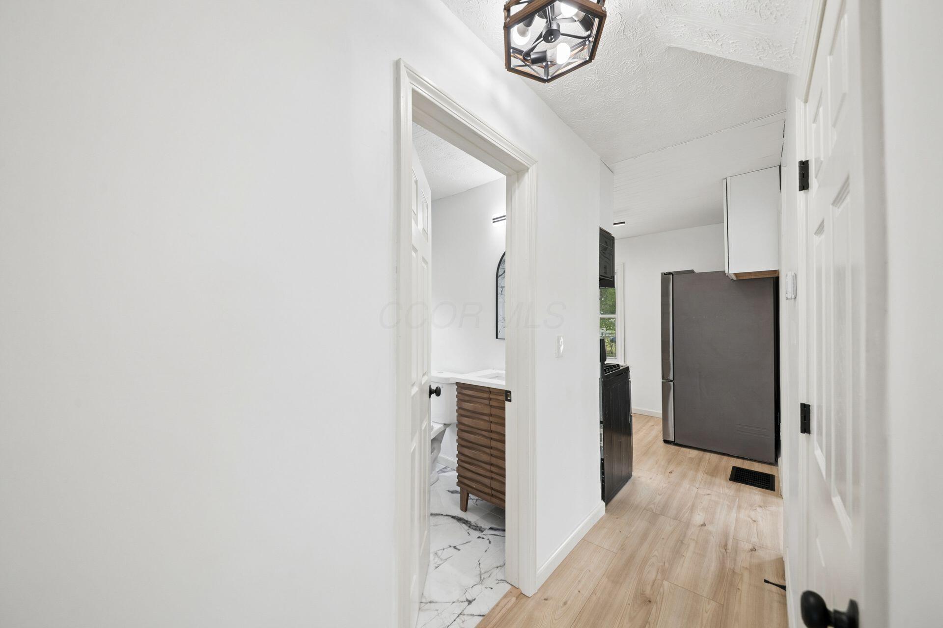 2476 Argyle Drive Property Photo 14