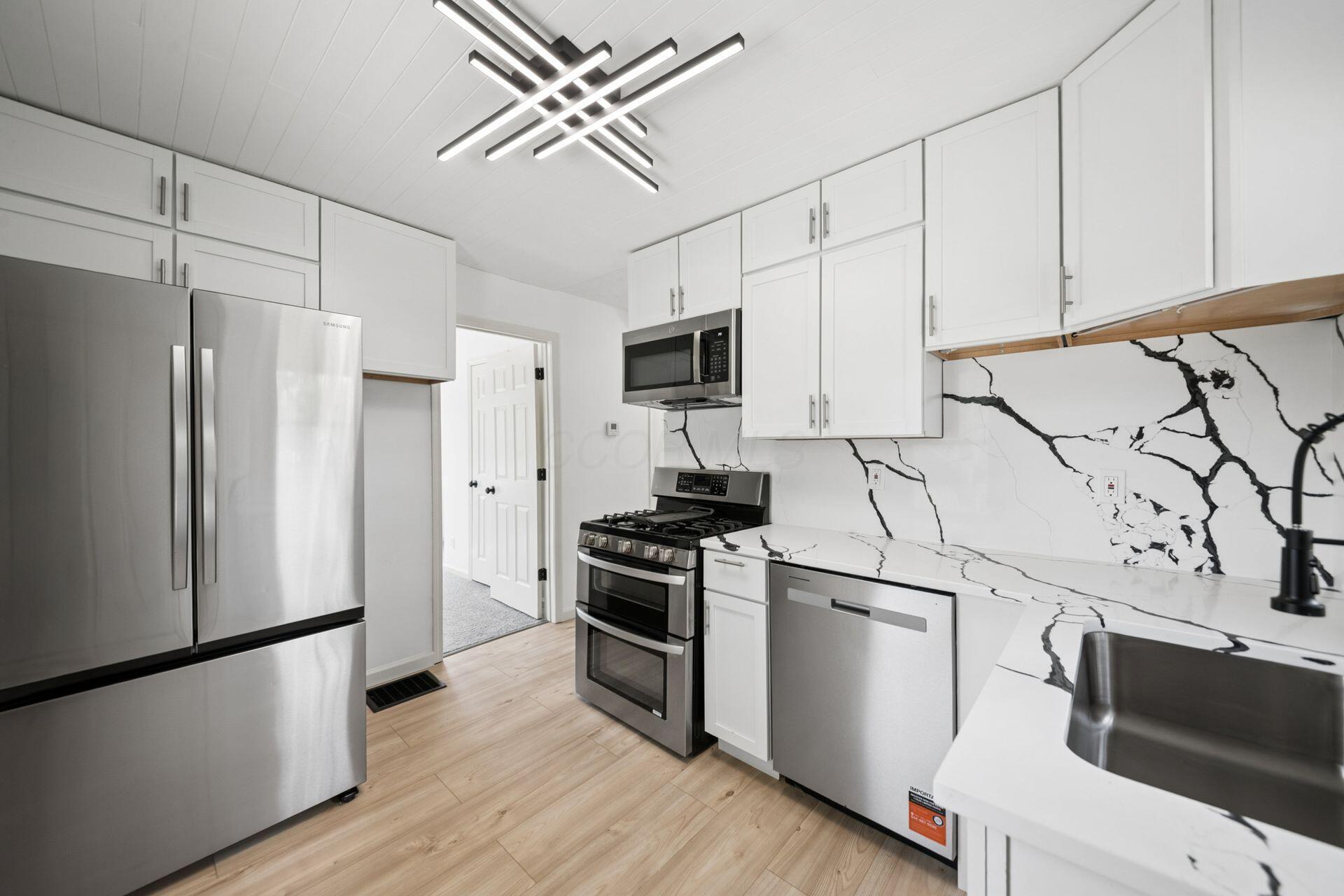 2476 Argyle Drive Property Photo 17