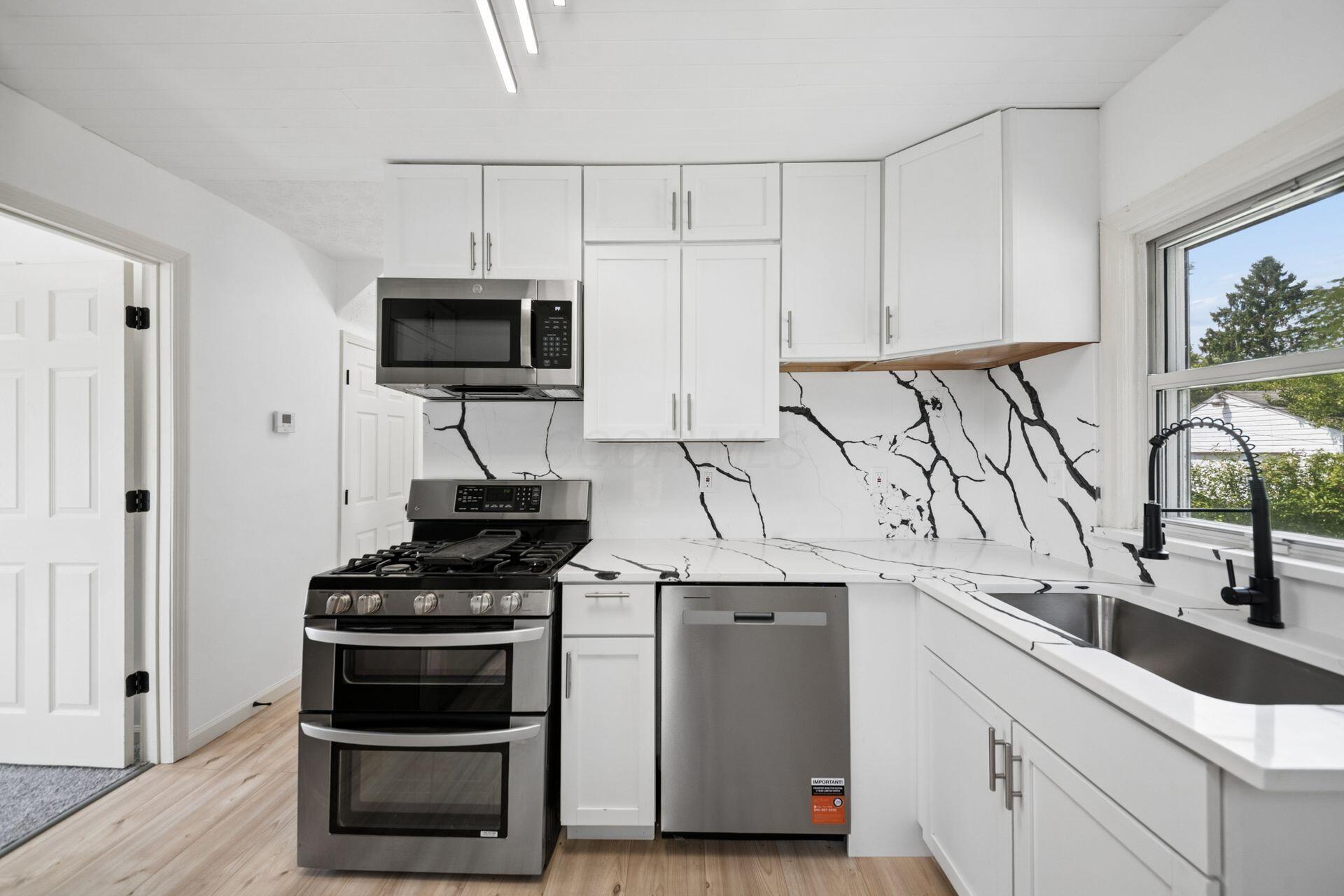 2476 Argyle Drive Property Photo 18
