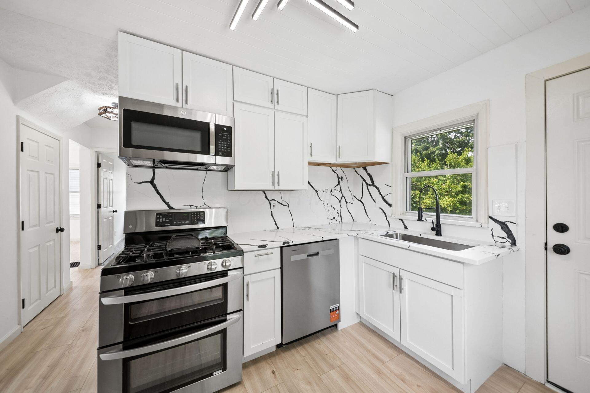 2476 Argyle Drive Property Photo 19