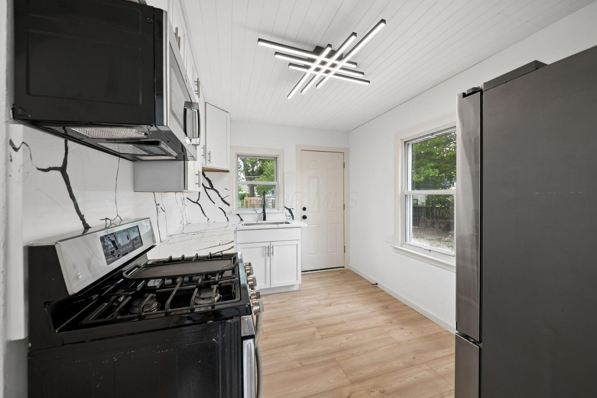 2476 Argyle Drive Property Photo 22