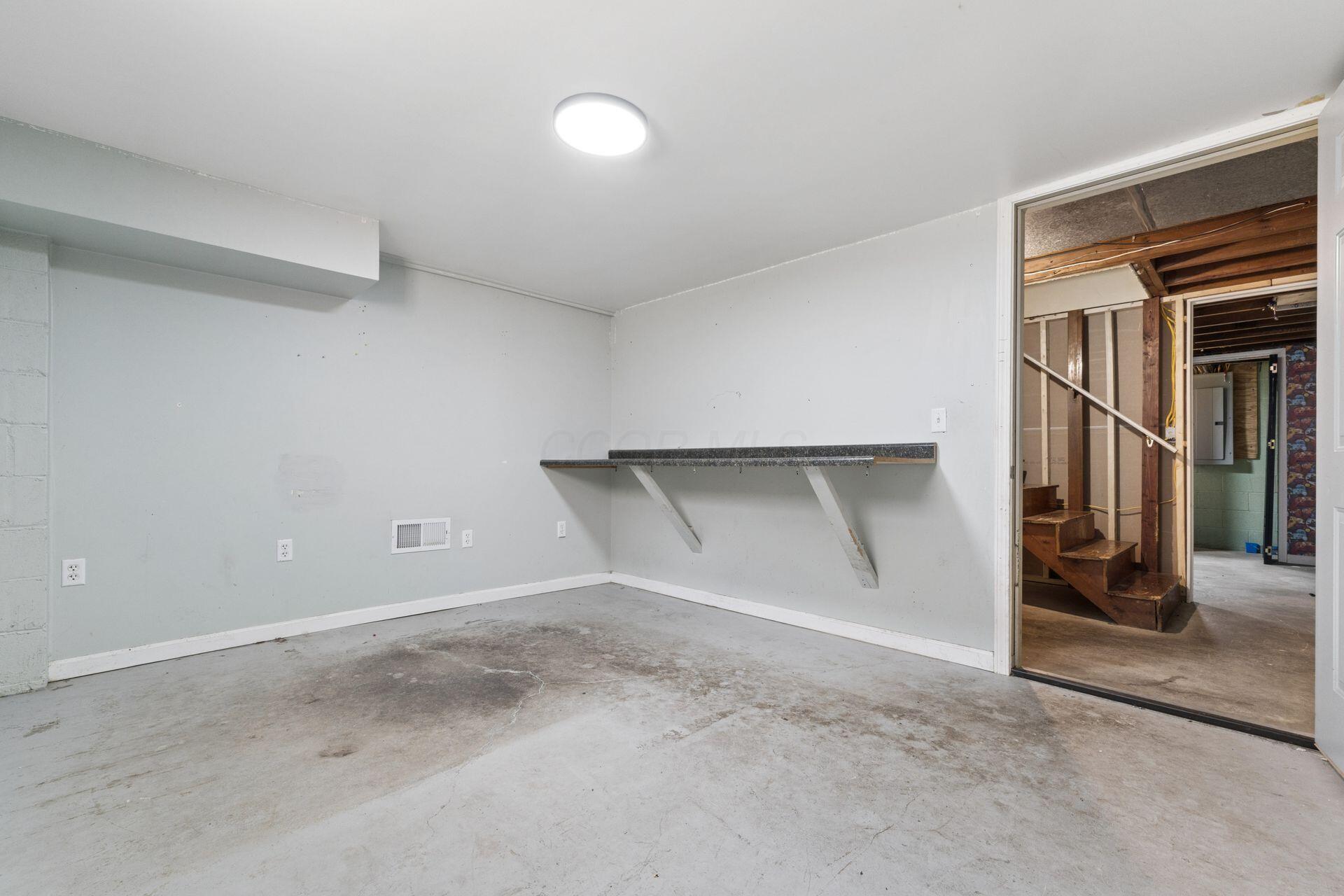 328 Reese Avenue Property Photo 32