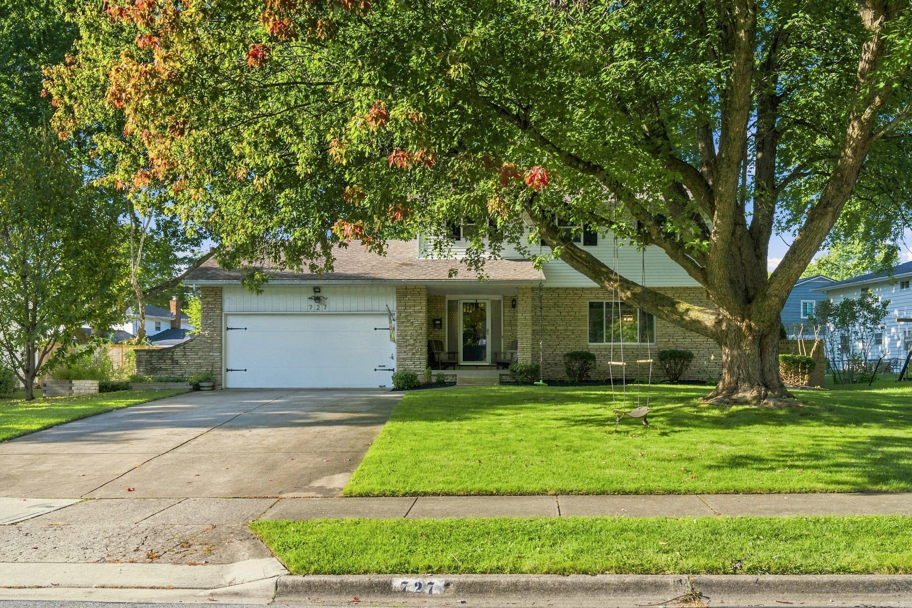 727 Old Coach Road Property Photo 4