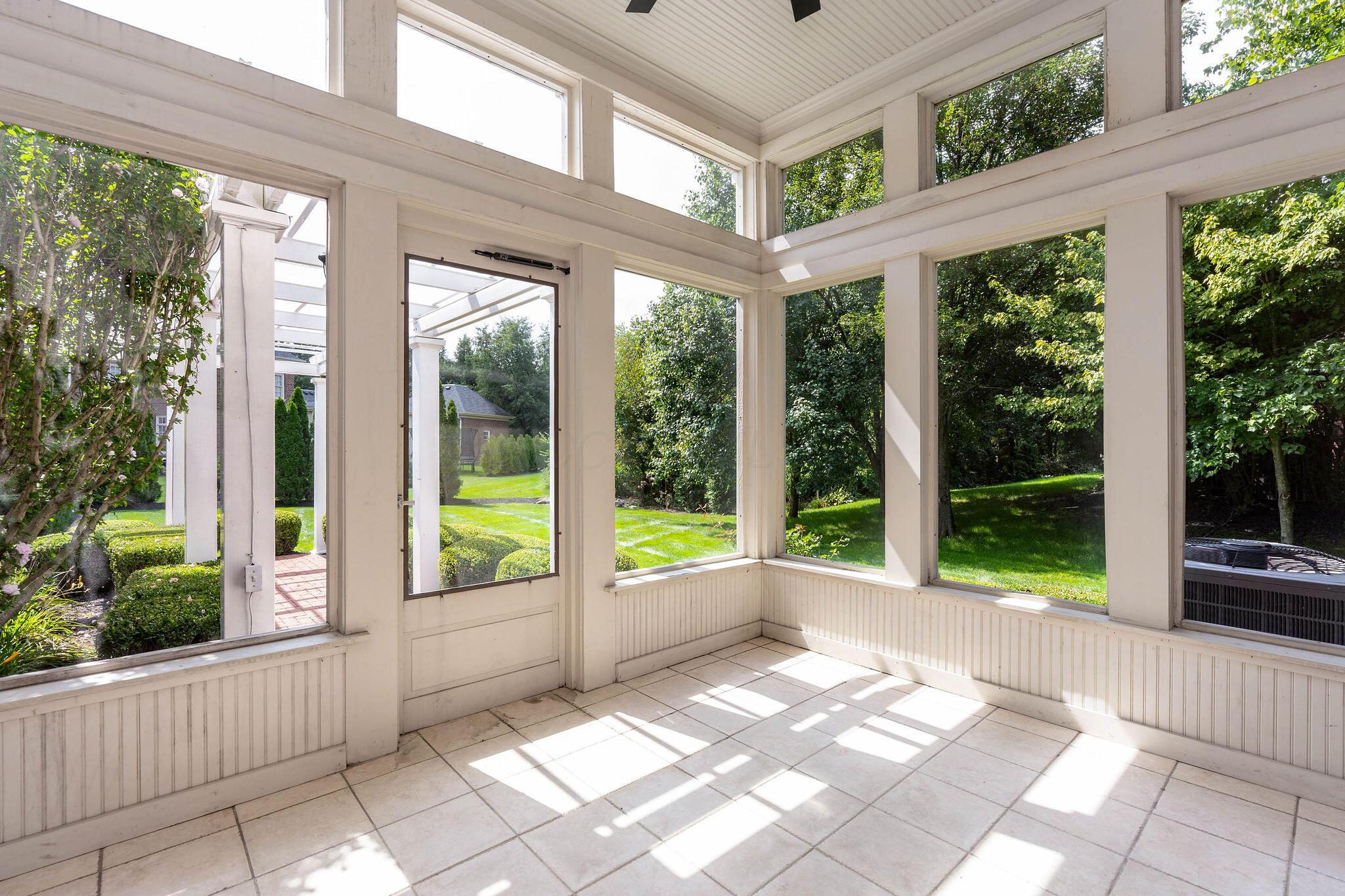 7685 Lambton Park Road Property Photo 20
