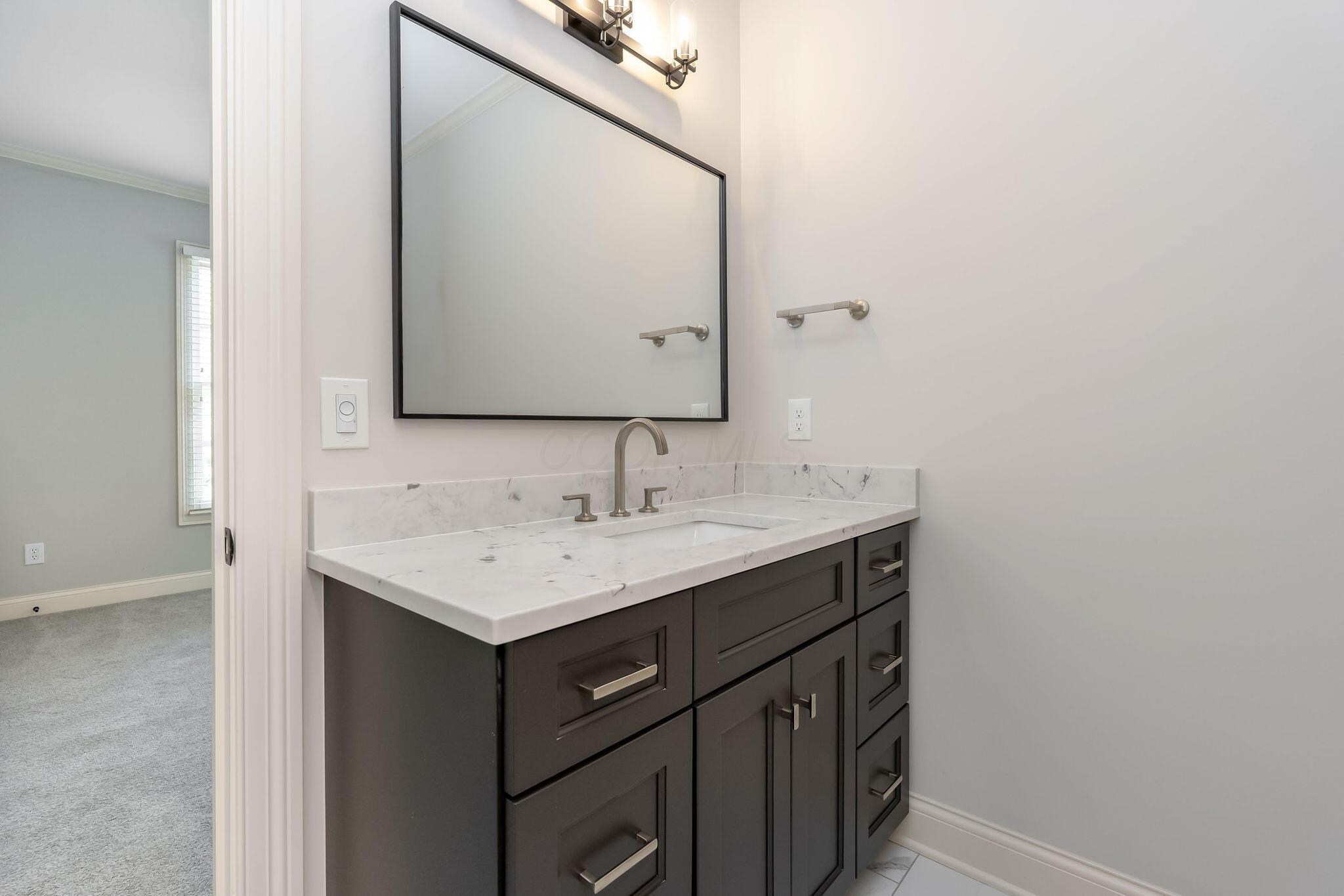 7685 Lambton Park Road Property Photo 60