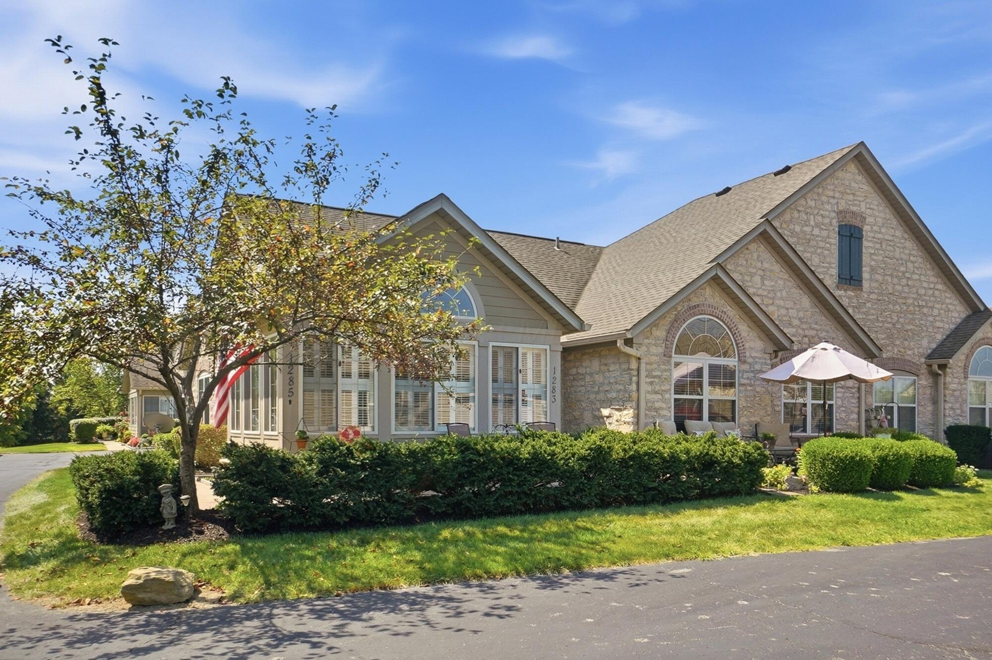 1283 Cascade Drive, 14