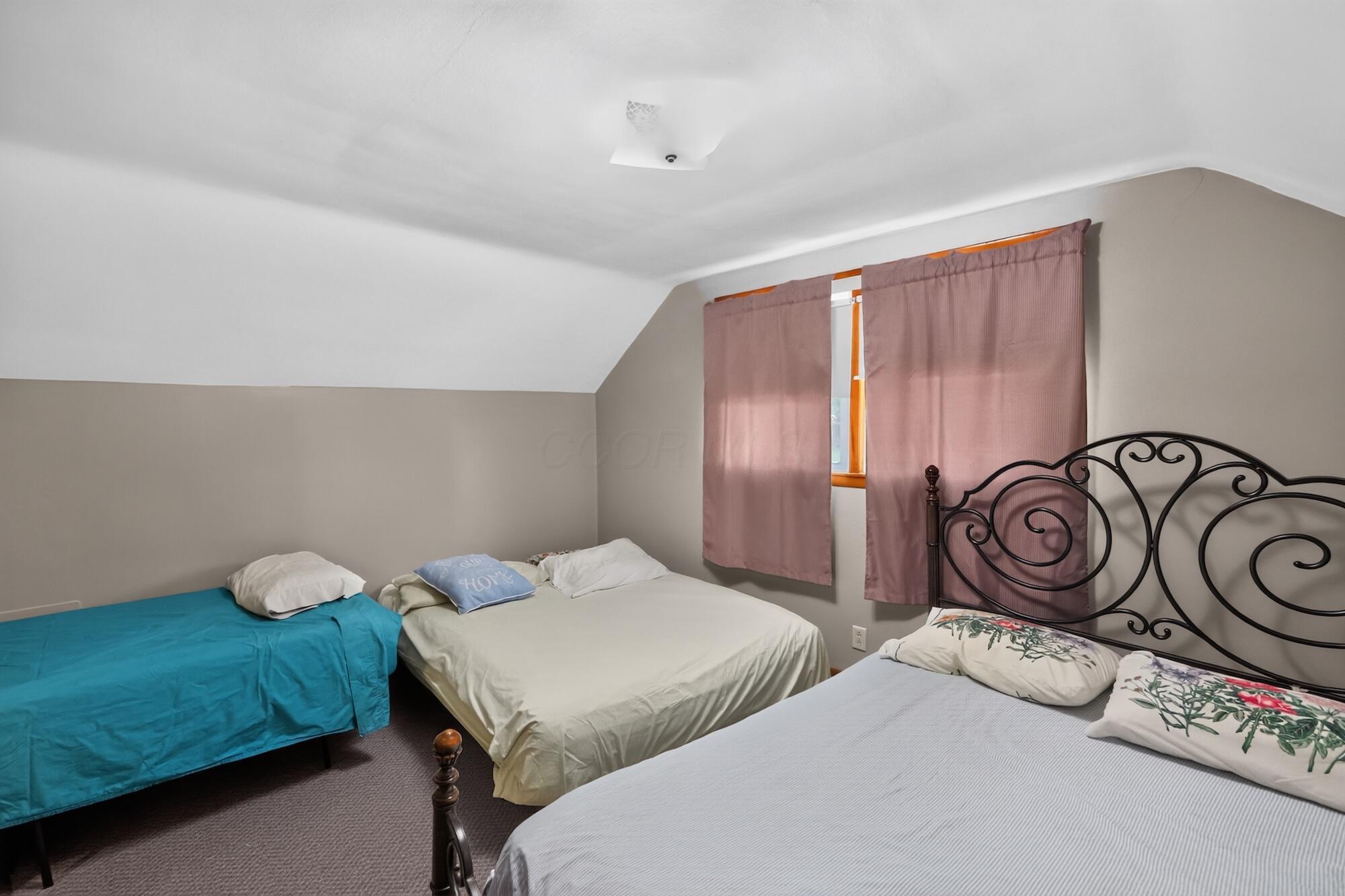 11 E Mound Street Property Photo 23