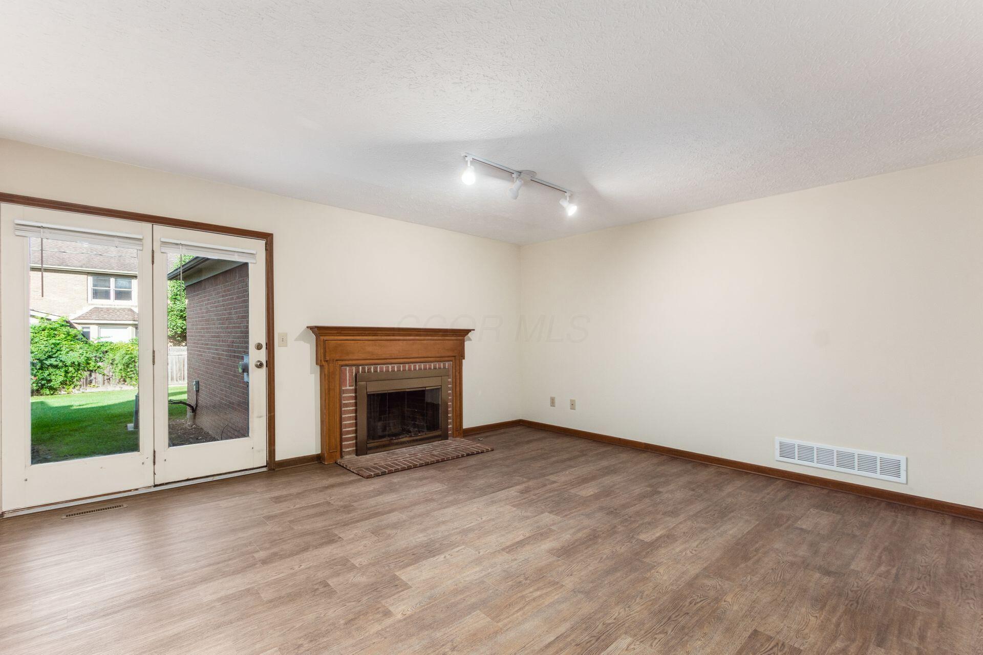 4847 Dierker Road Property Photo 4