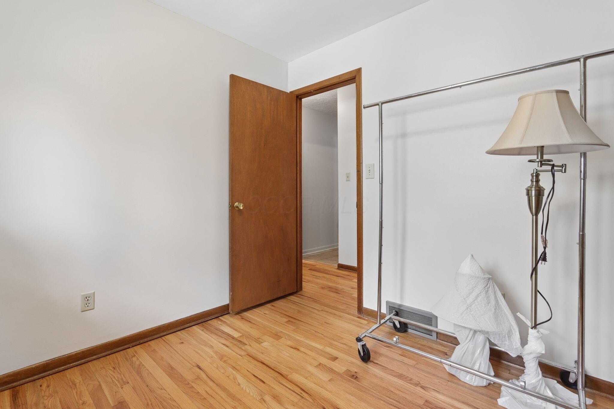 373 Main Street, 373-377 Property Photo 19