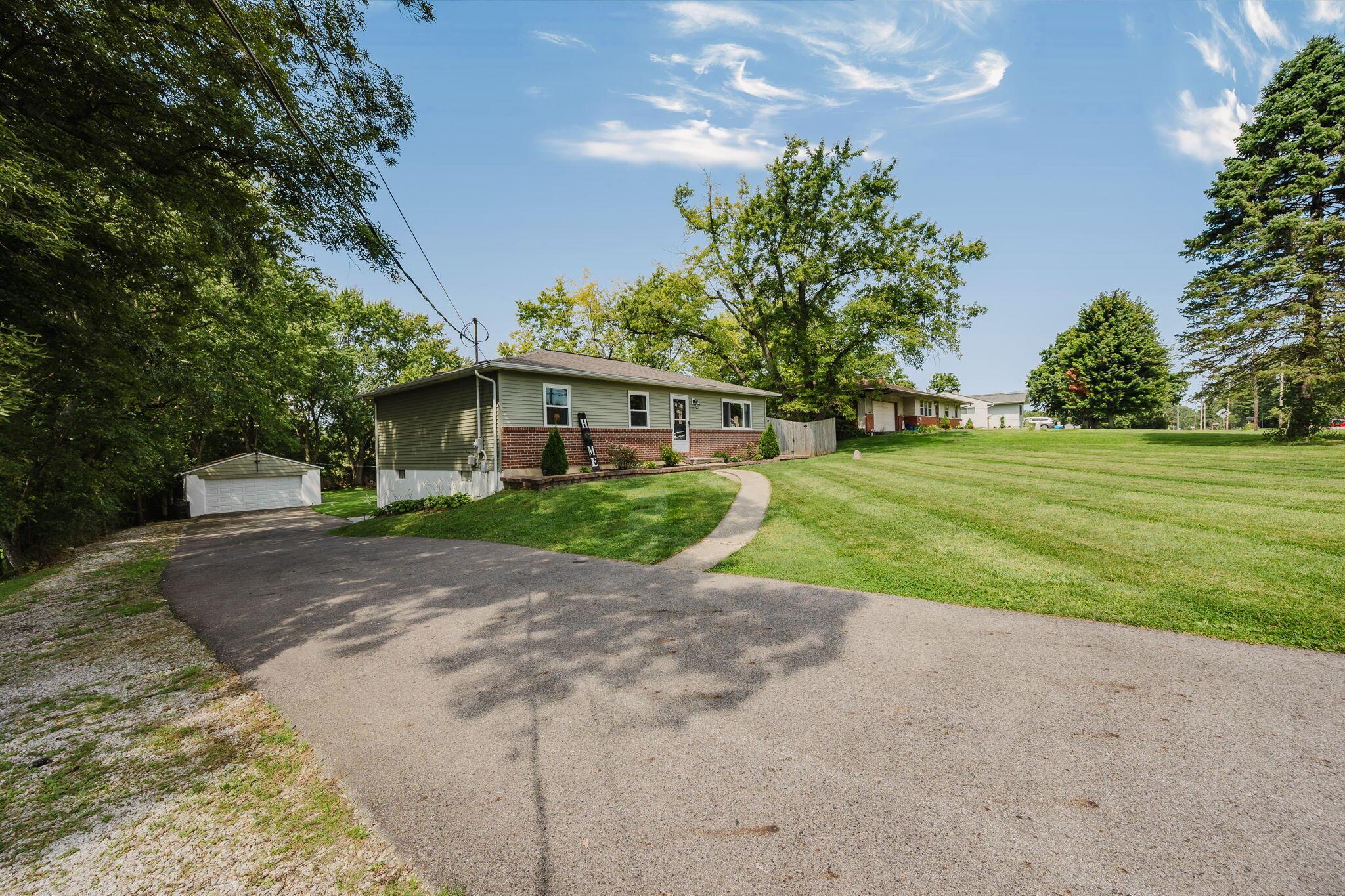 2835 Kunz Road Property Photo 2