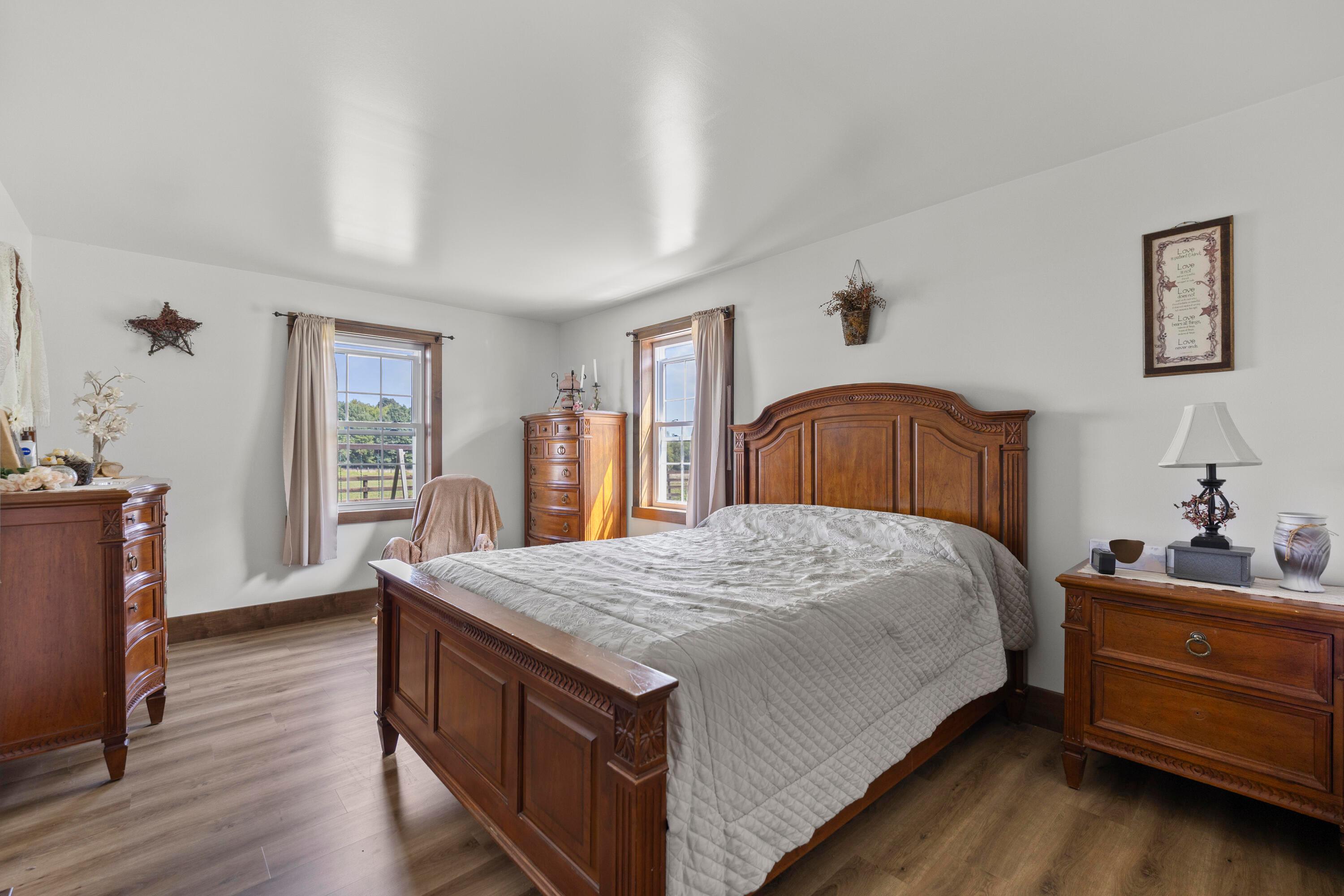 27261 Newcastle Road Property Photo 23