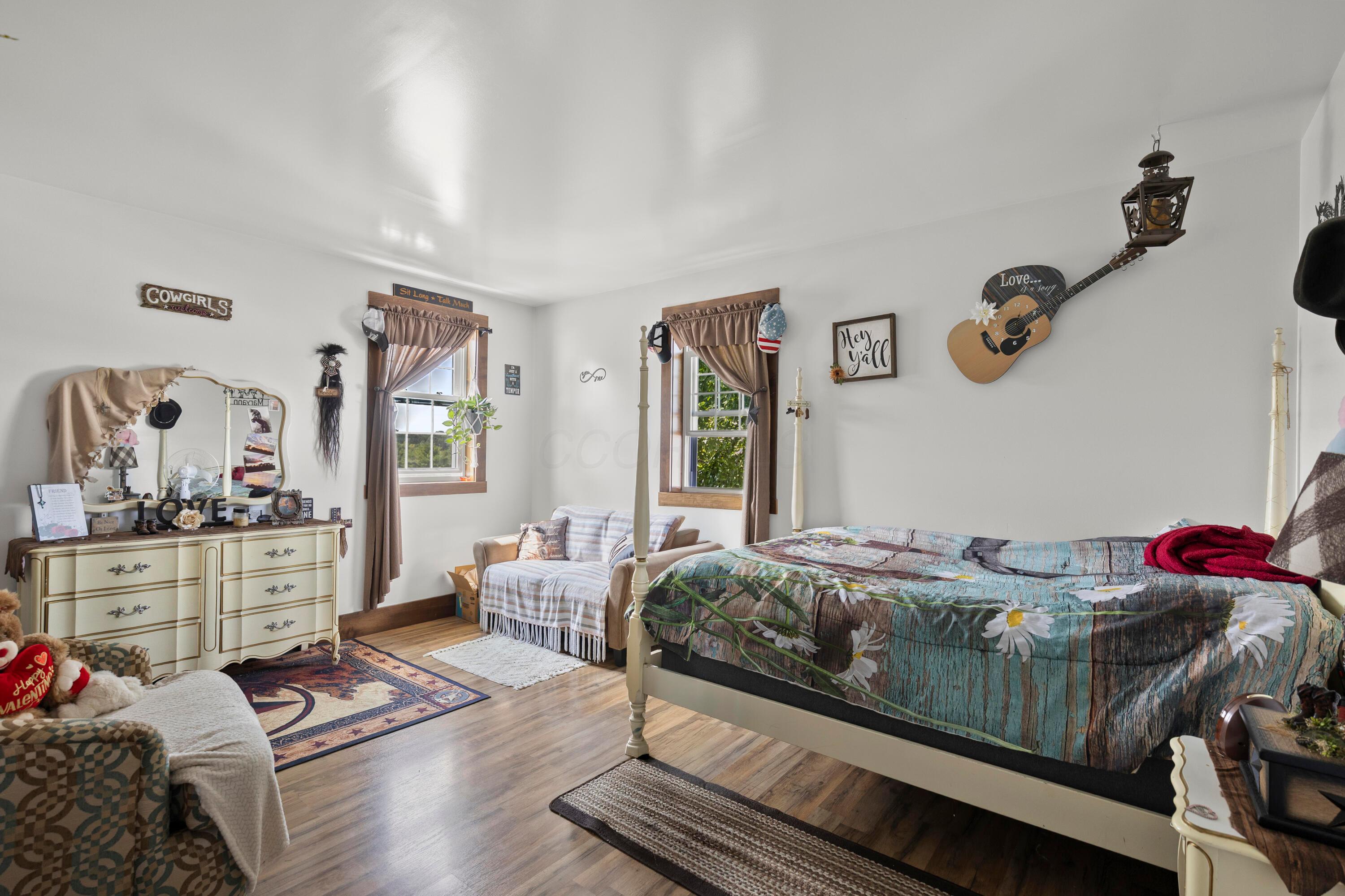 27261 Newcastle Road Property Photo 34