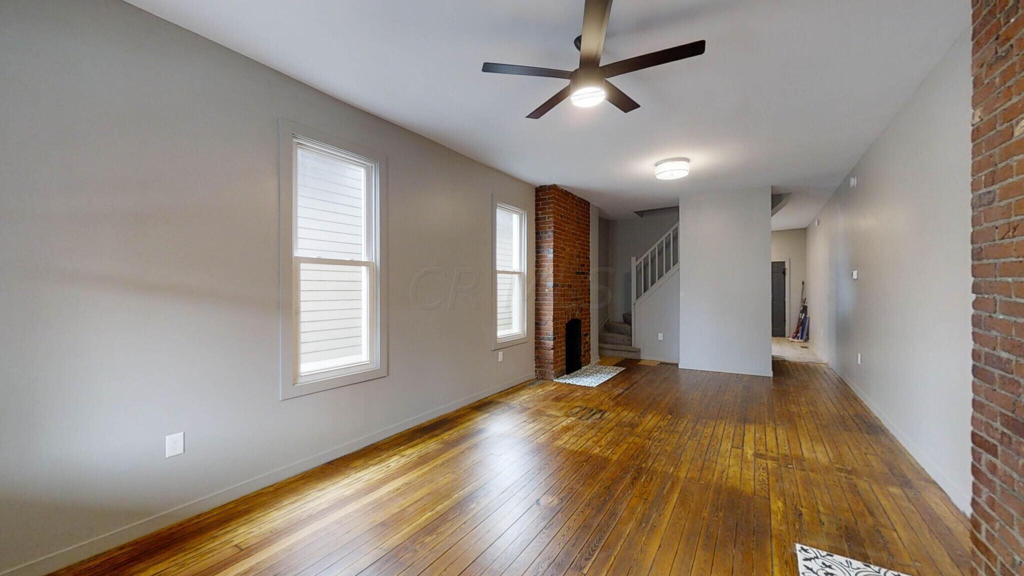 1242 E Mound Street Property Photo 10