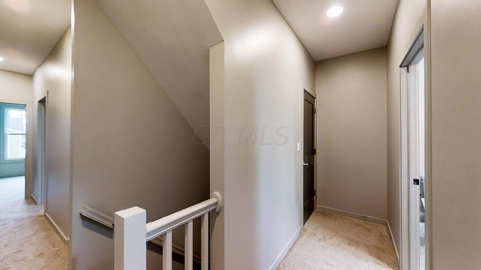 1242 E Mound Street Property Photo 13