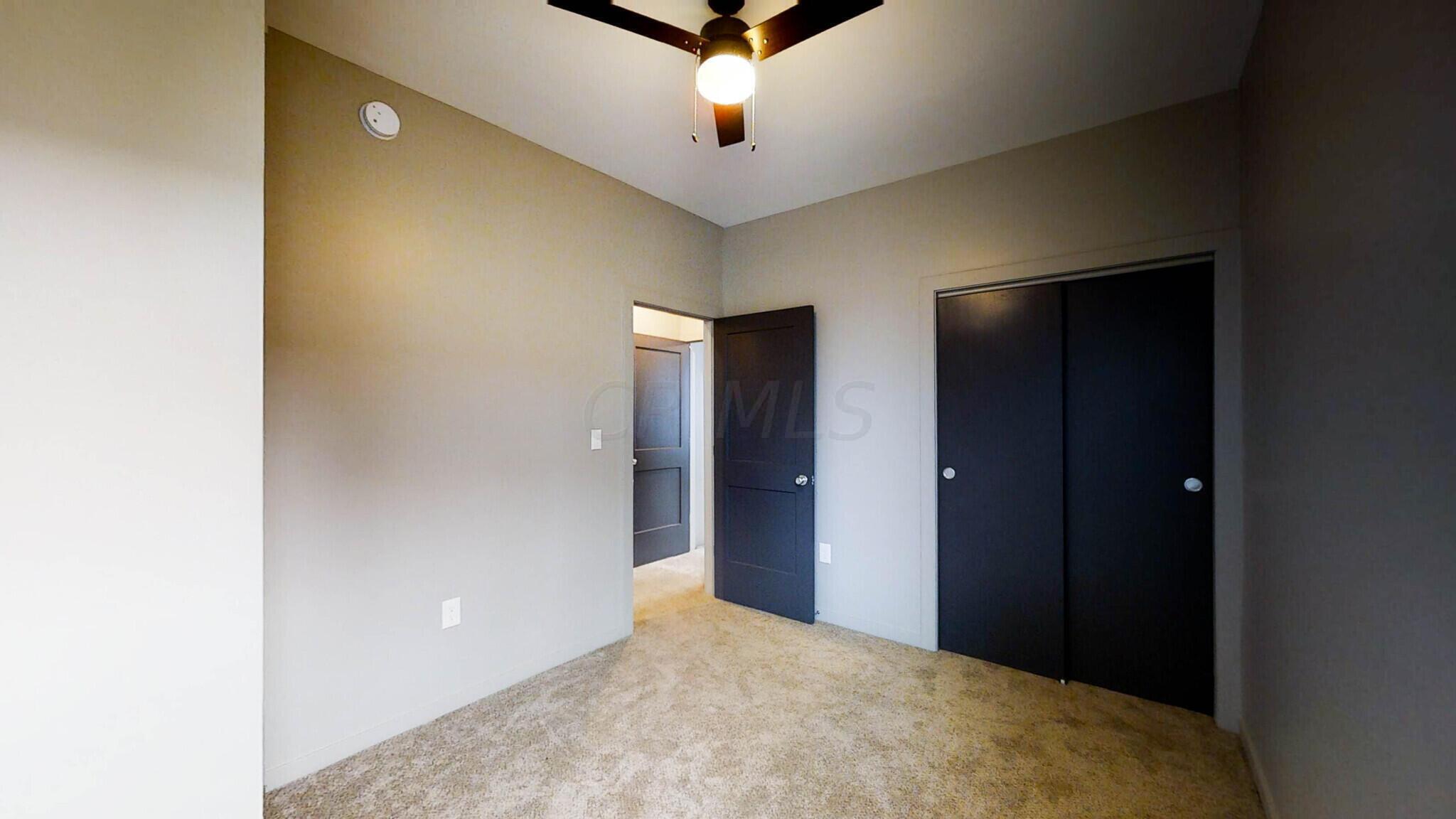 1242 E Mound Street Property Photo 20