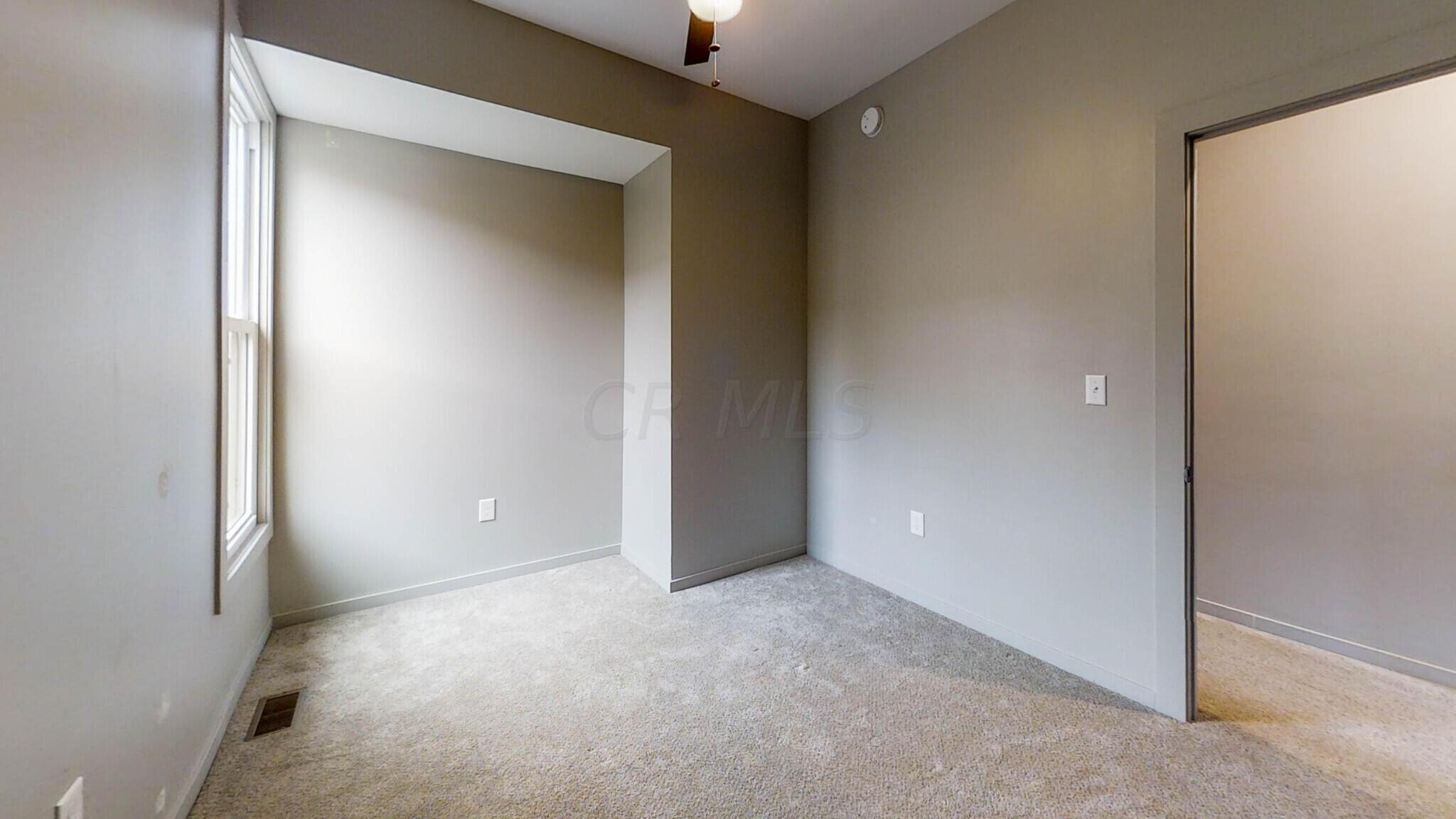 1242 E Mound Street Property Photo 21
