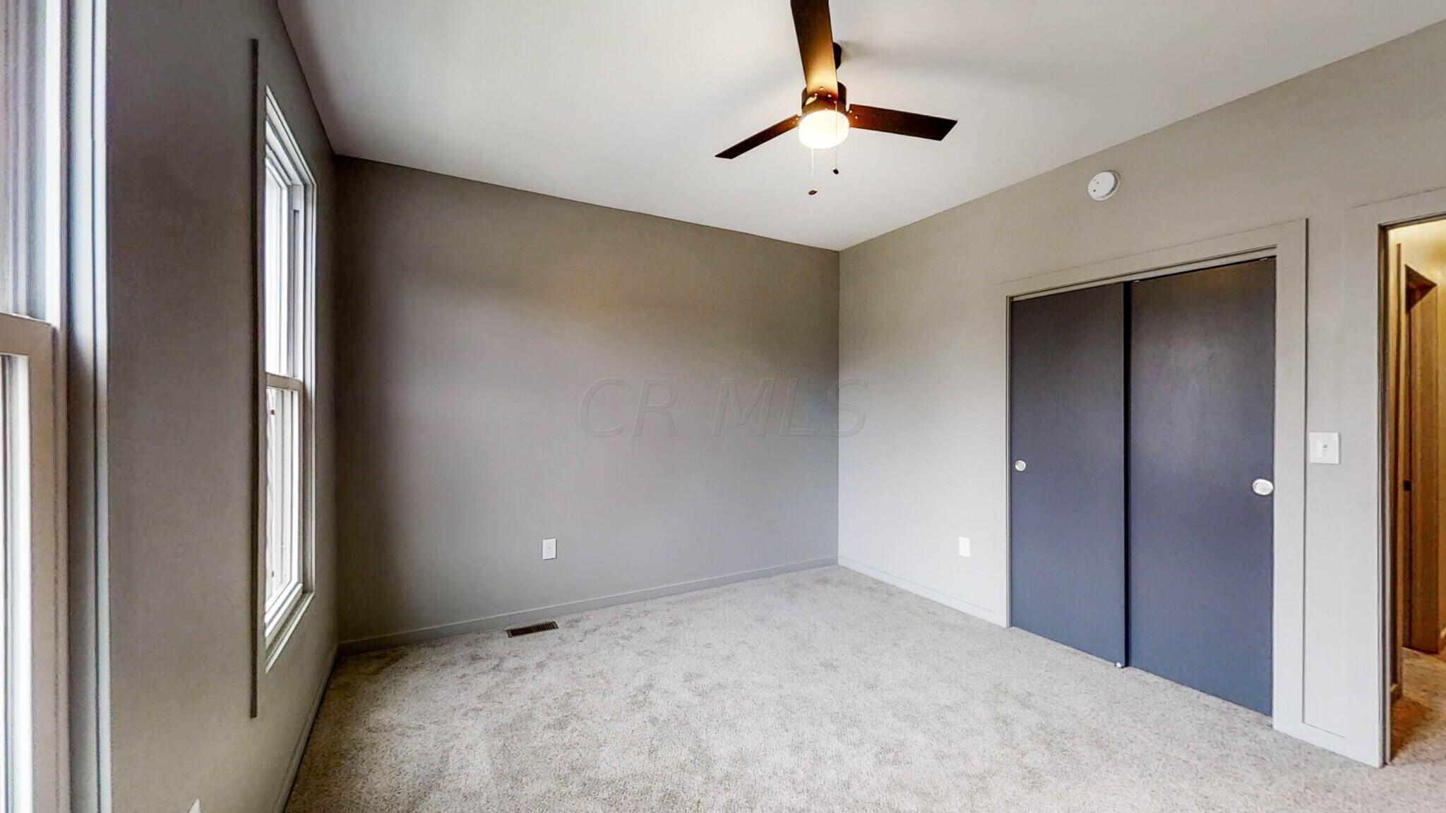 1242 E Mound Street Property Photo 22