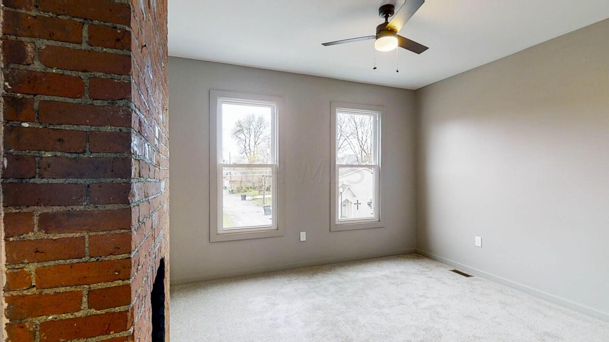 1242 E Mound Street Property Photo 23