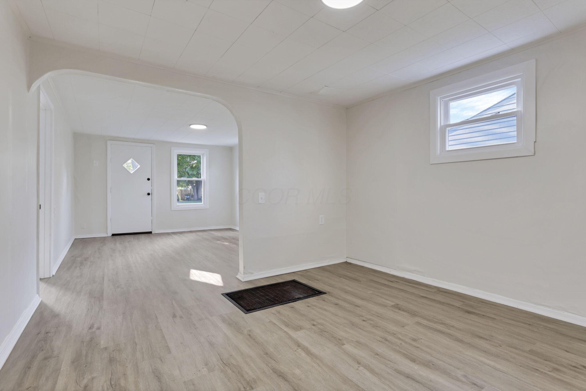 561 Erickson Avenue Property Photo 14