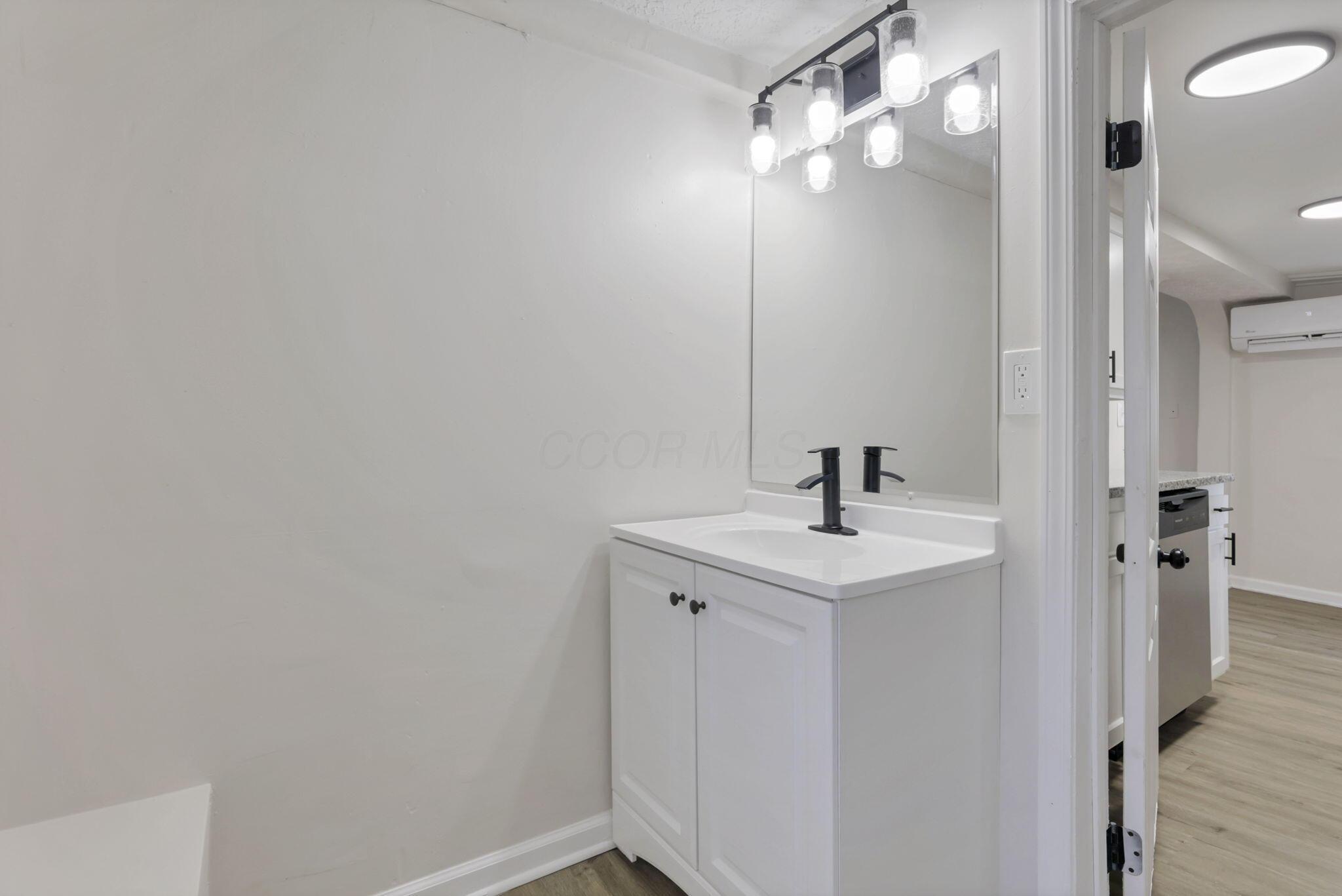 561 Erickson Avenue Property Photo 25