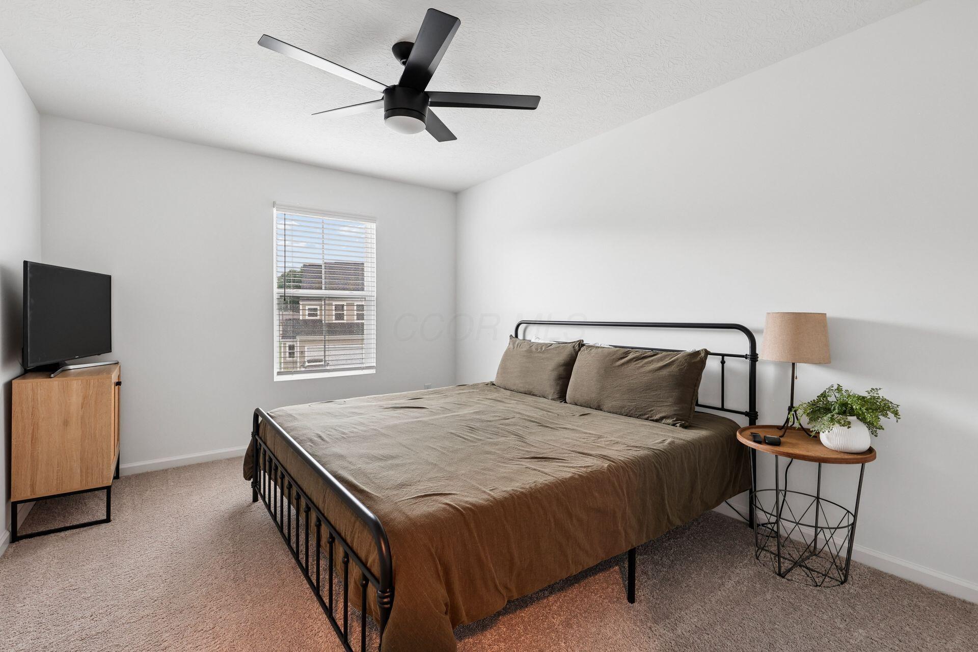 2105 Ashby Way Property Photo 24