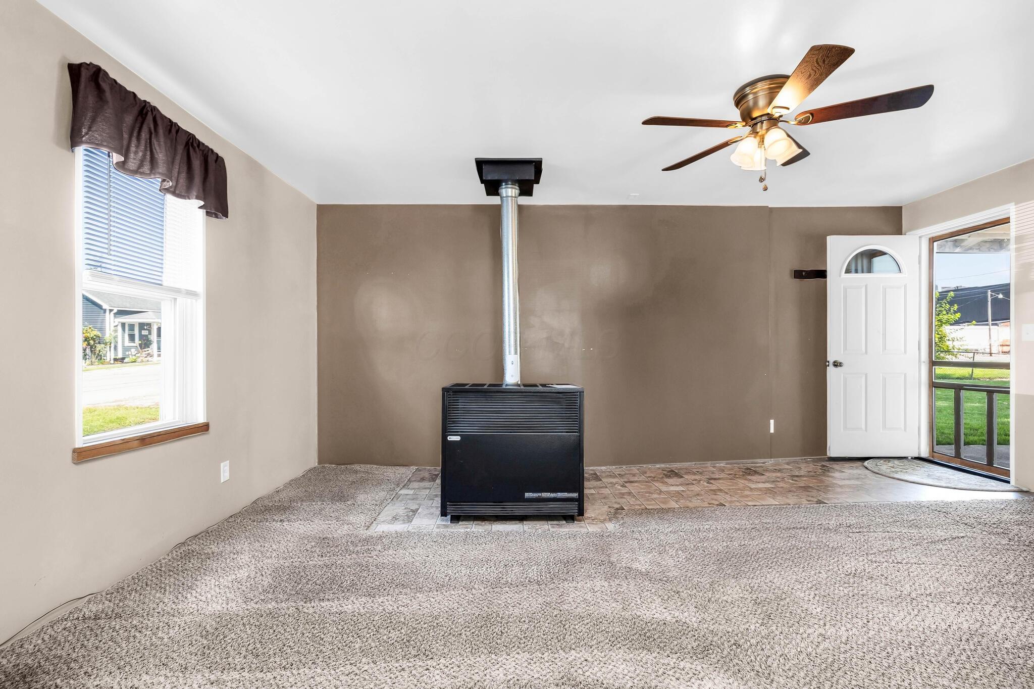 111 S Boggs Street Property Photo 7