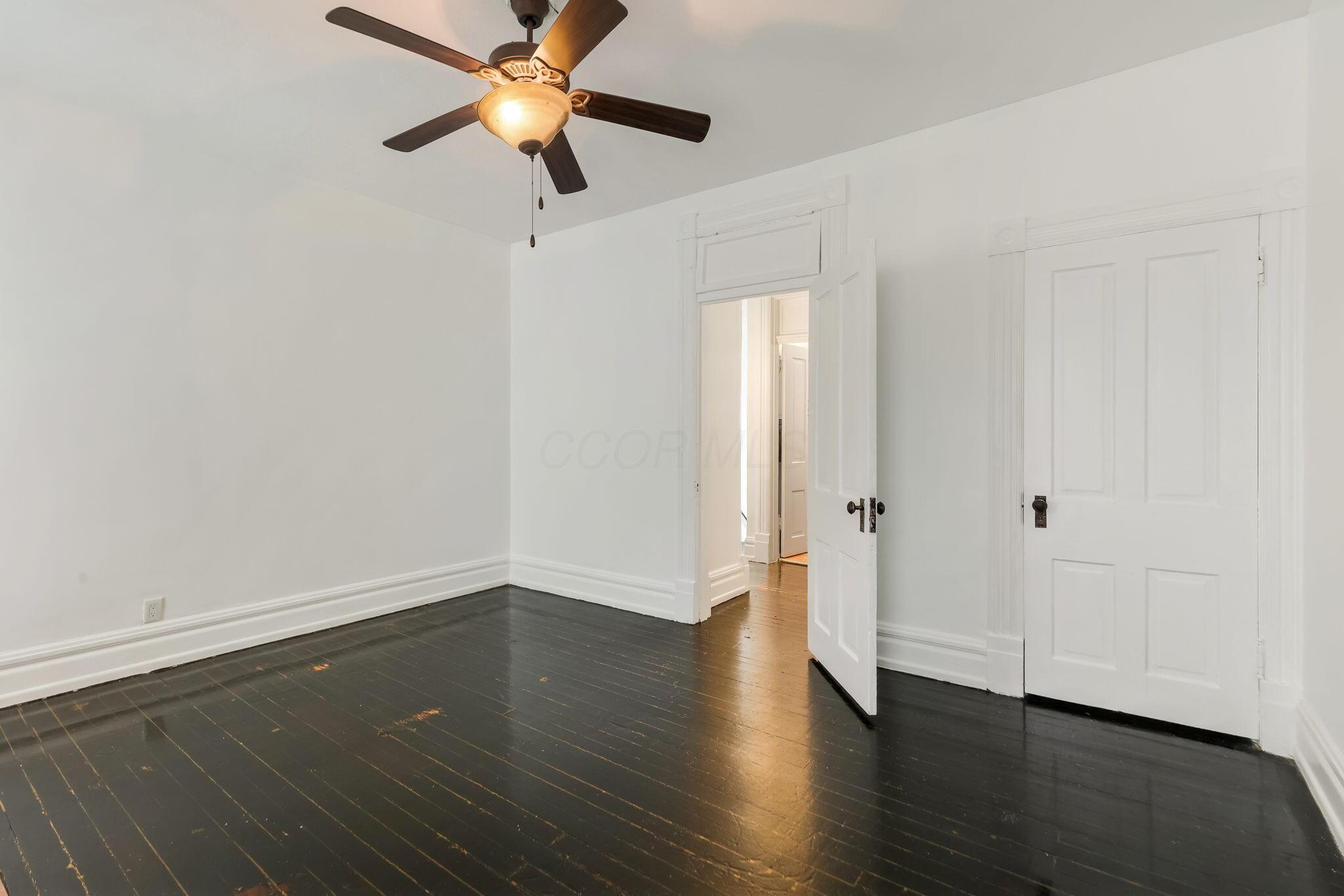 848-850 Franklin Avenue Property Photo 9