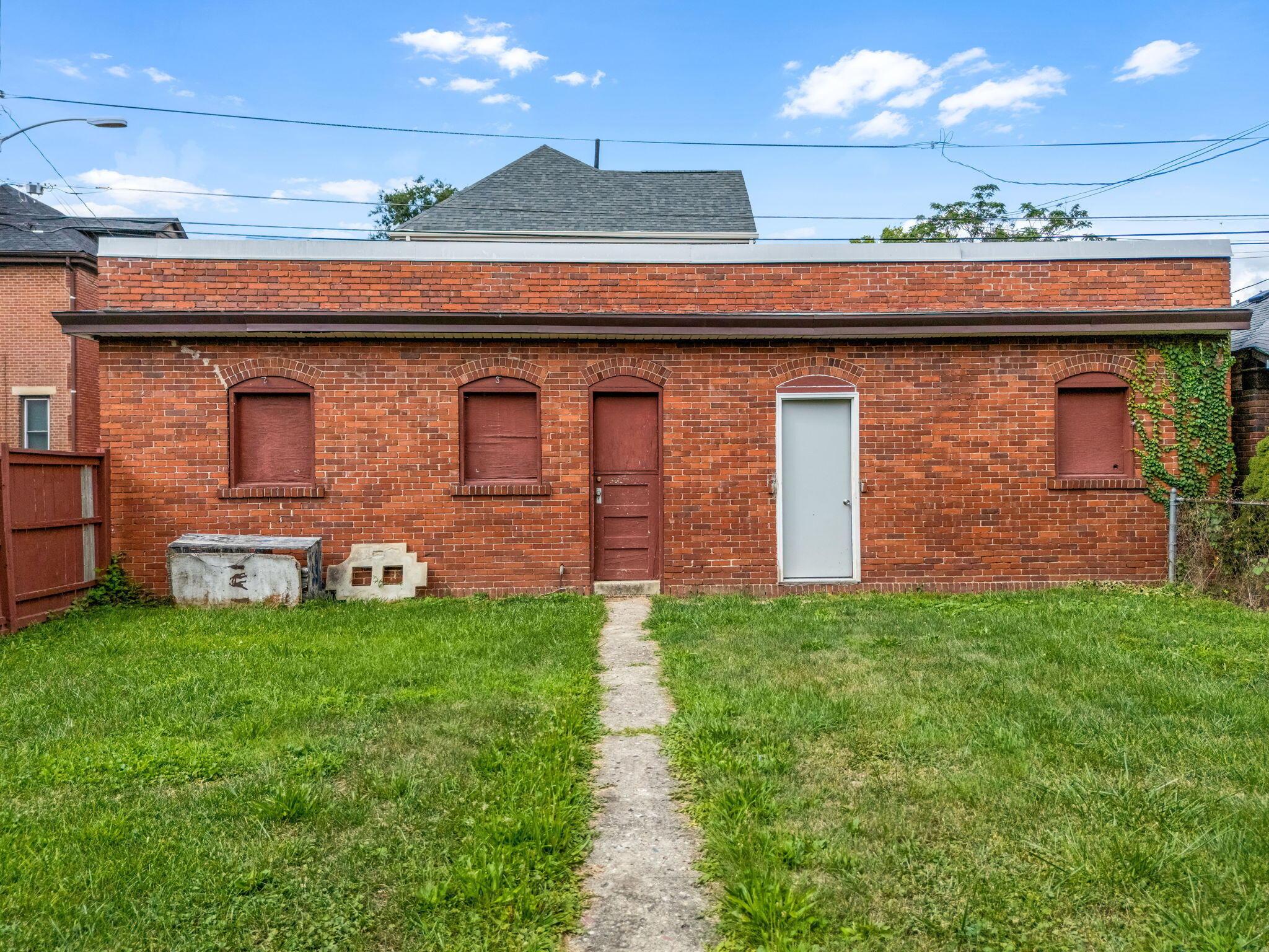 848 Franklin Avenue Property Photo 52