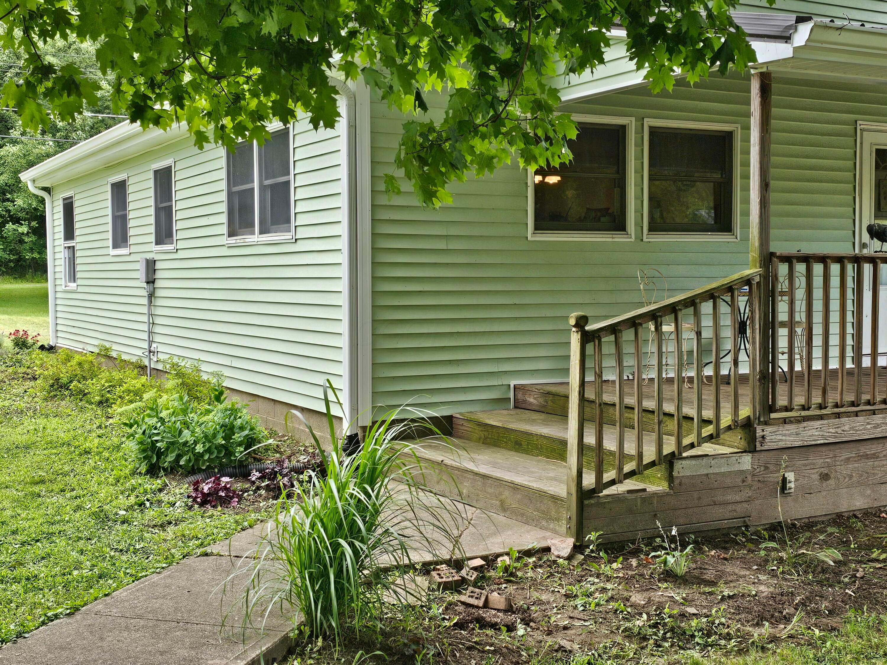 13330 Cedar Ne Property Photo 2