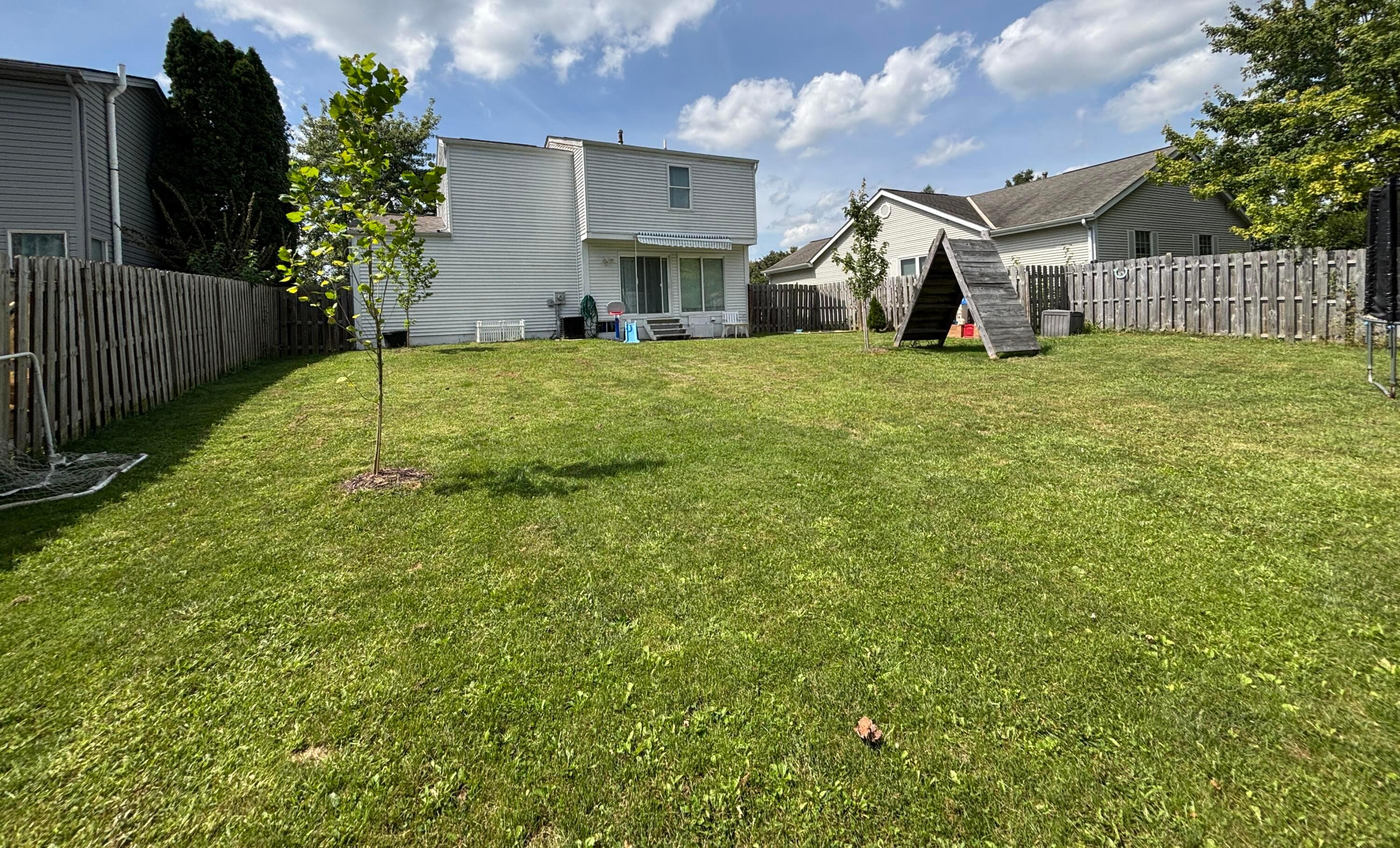3084 Hillrose Drive Property Photo 2