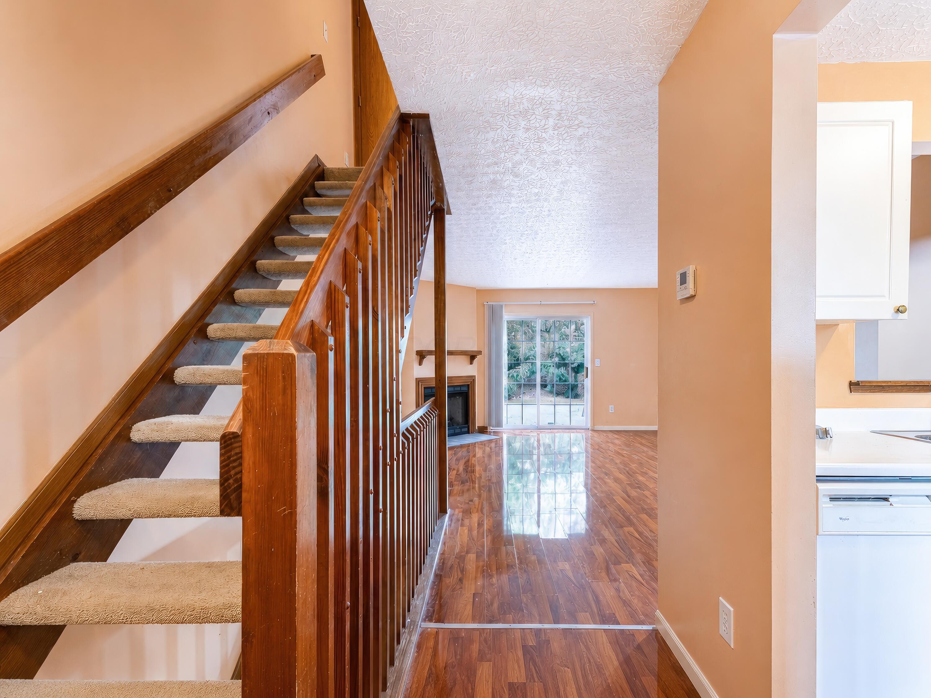 238 Macfalls Way, 87c Property Photo 6