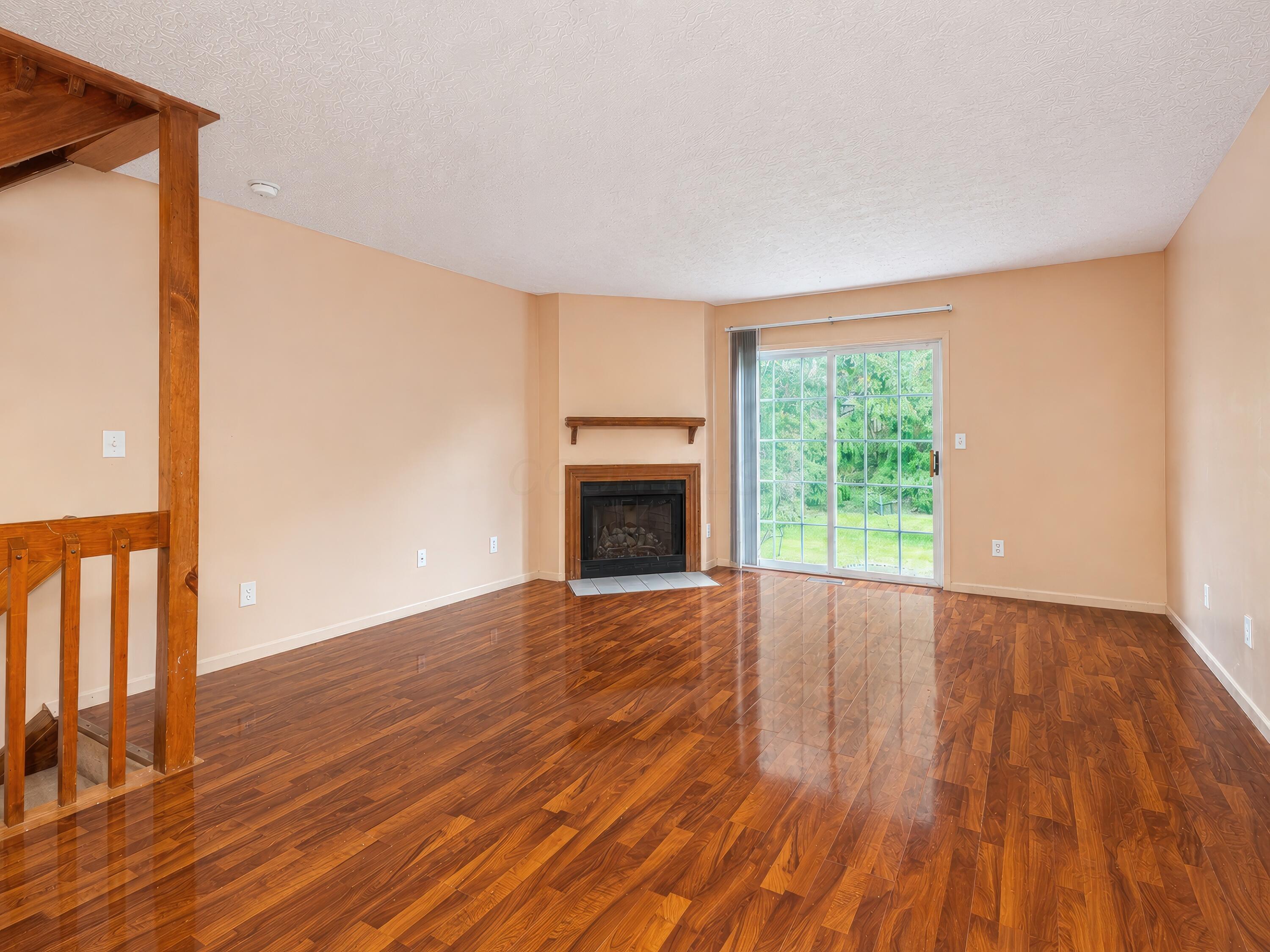 238 Macfalls Way, 87c Property Photo 8