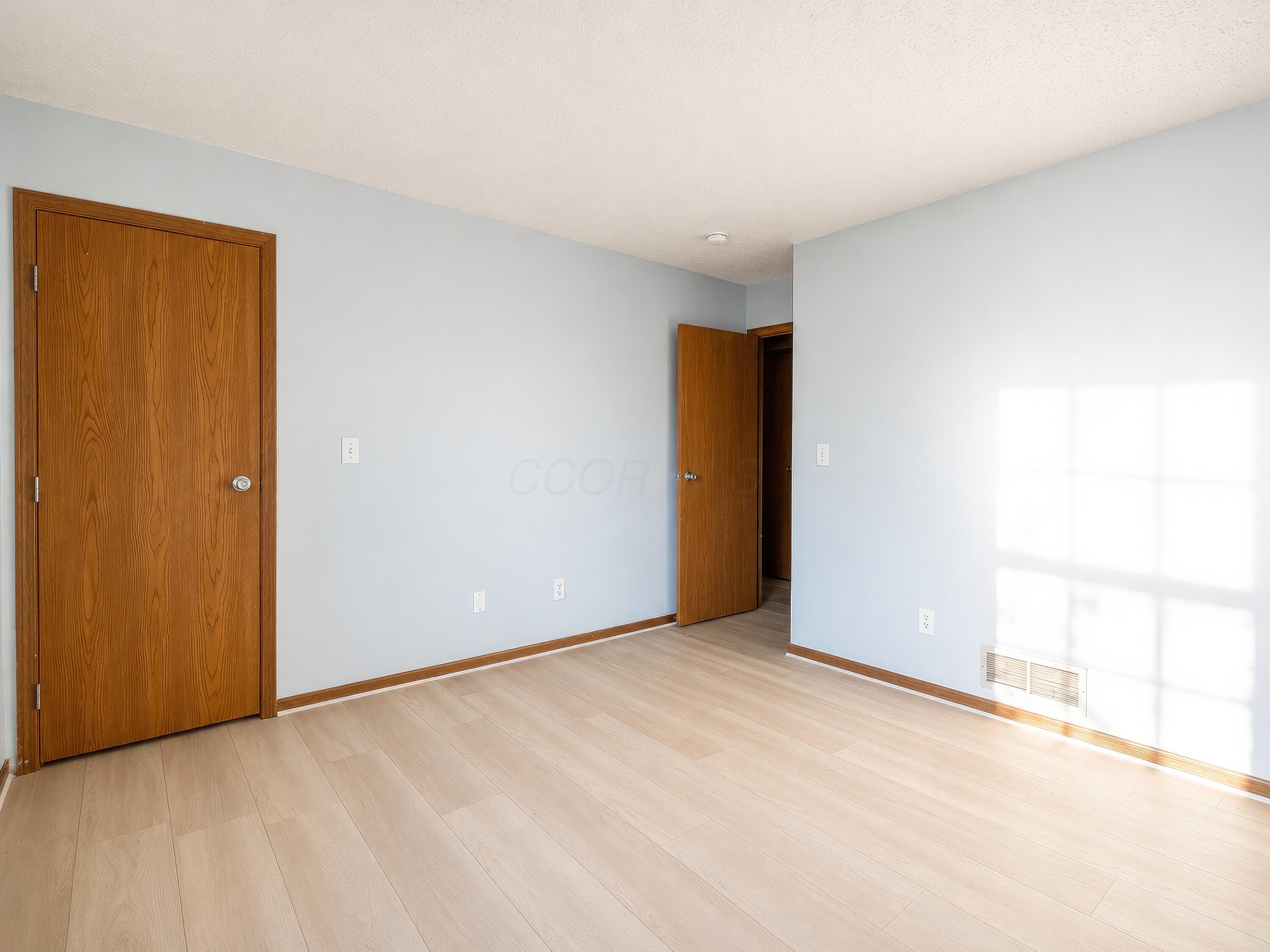 238 Macfalls Way, 87c Property Photo 10